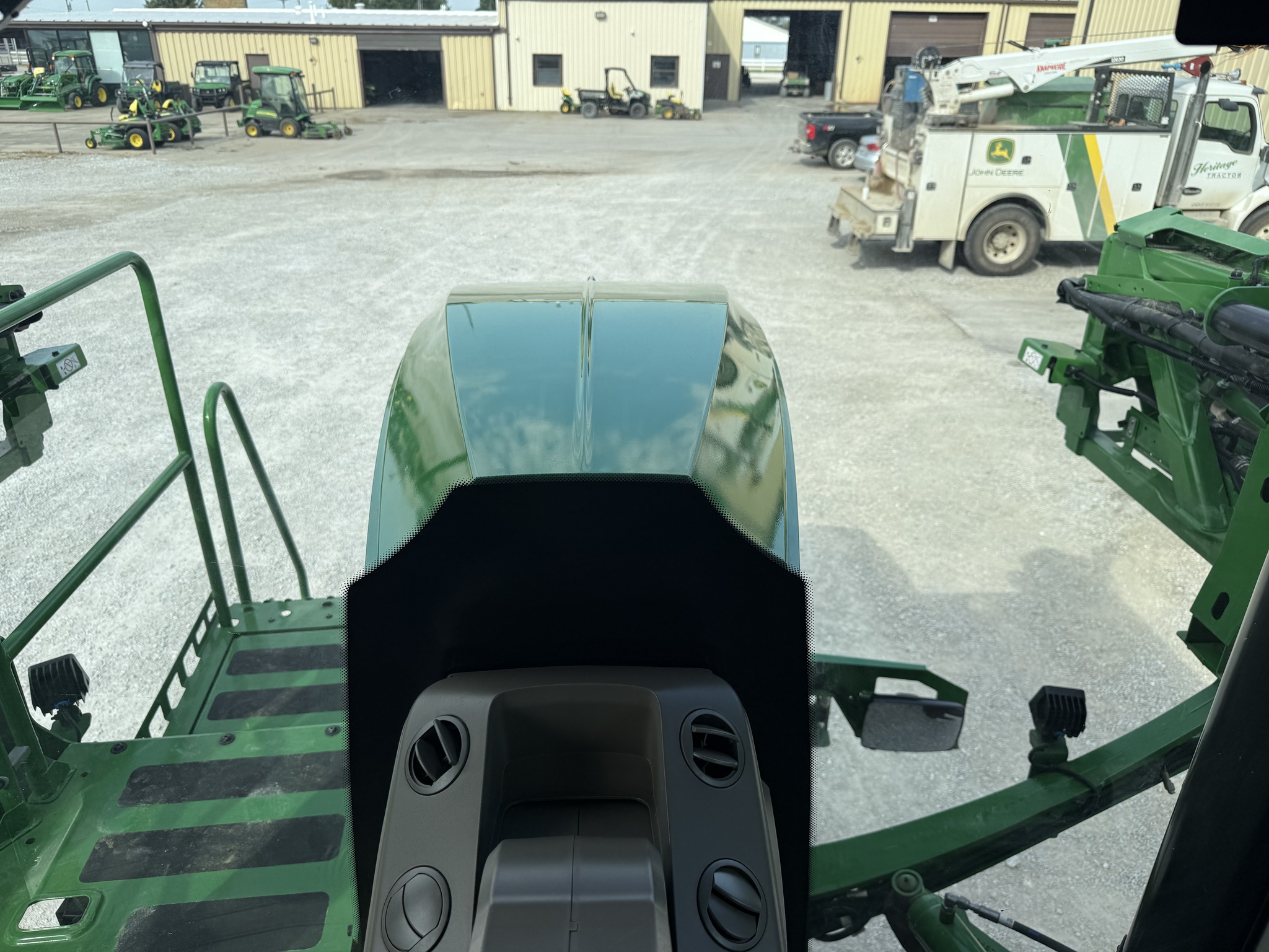  2025 John Deere 412R at Heritage Tractor in Nevada, MO