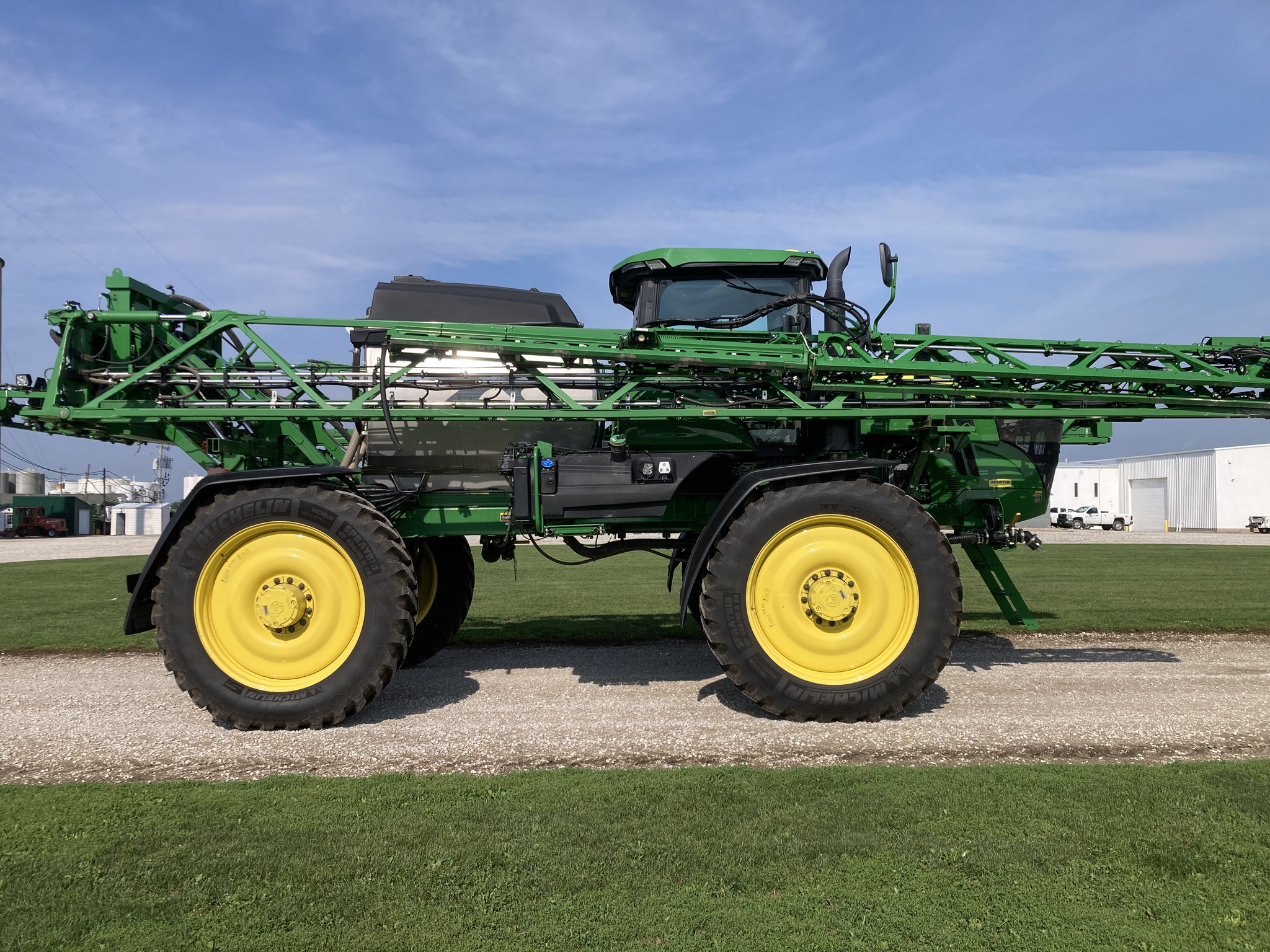  2024 John Deere 612R at Heritage Tractor in Mendota, IL