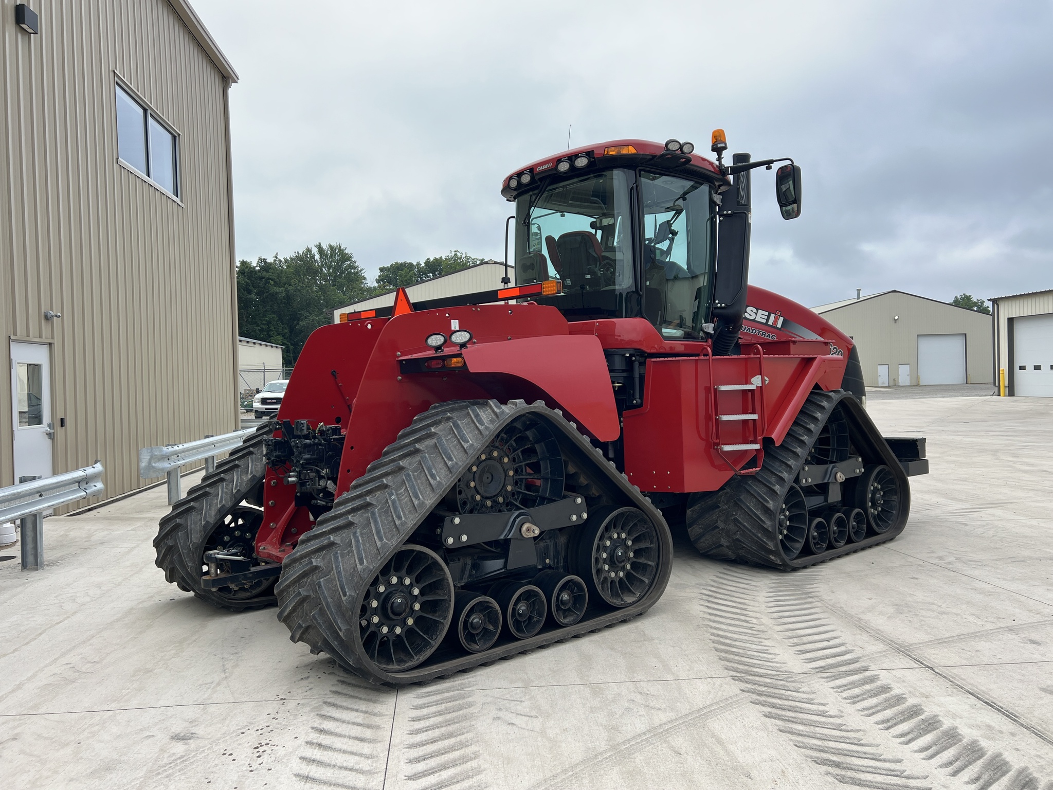 2018 Case IH Steiger 620 Quad Image 3