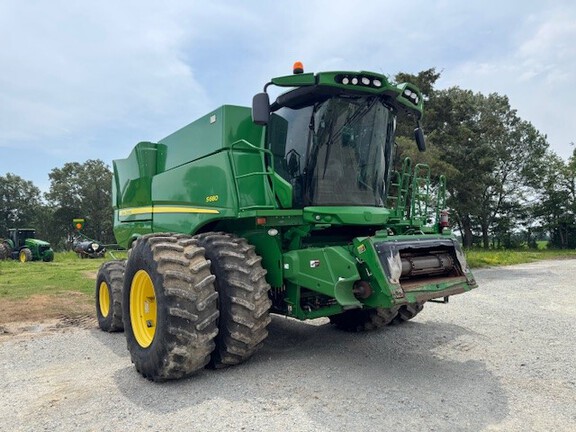 Photo of 2017 John Deere S680