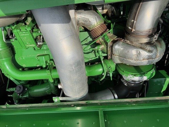 Photo of 2017 John Deere S680