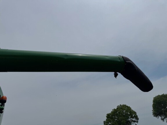 Photo of 2017 John Deere S680