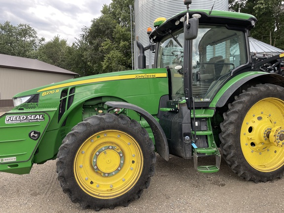 2017 John Deere 8270R - Photo1