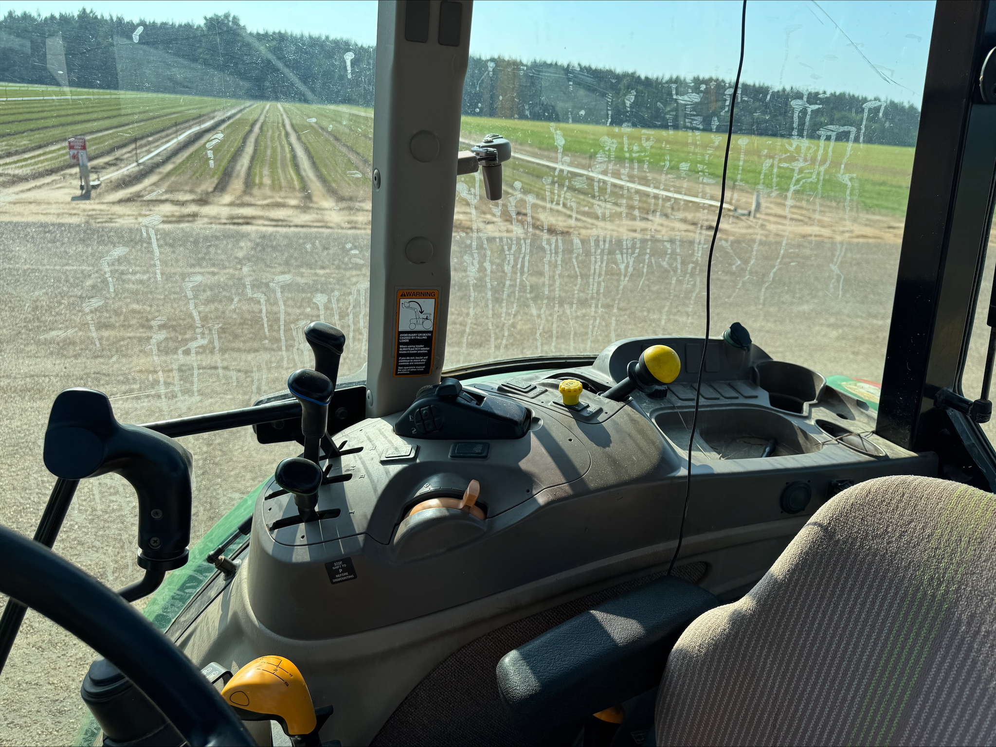 2012 John Deere 5085M Image 8