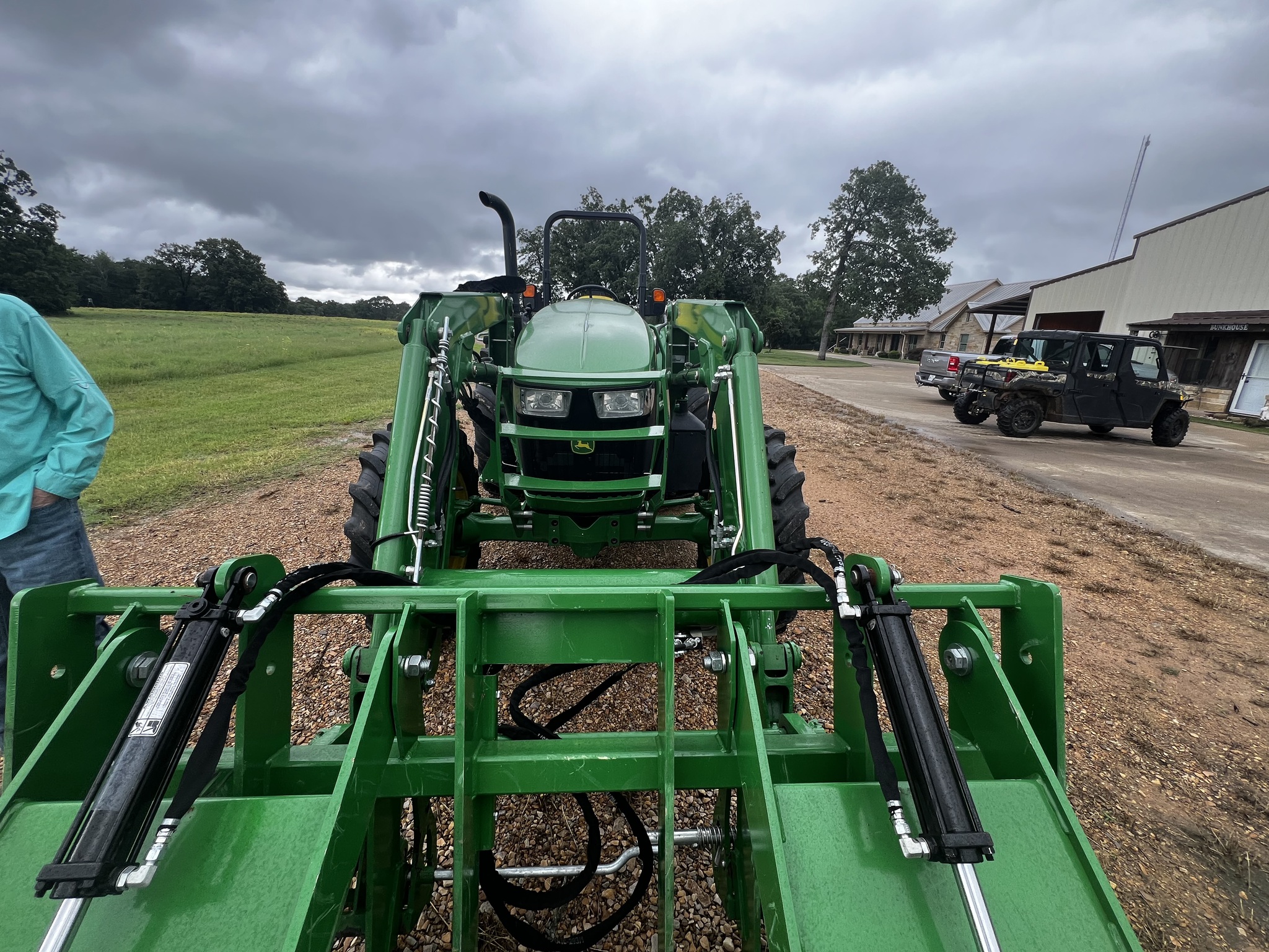 2022 John Deere 5090M Image 5