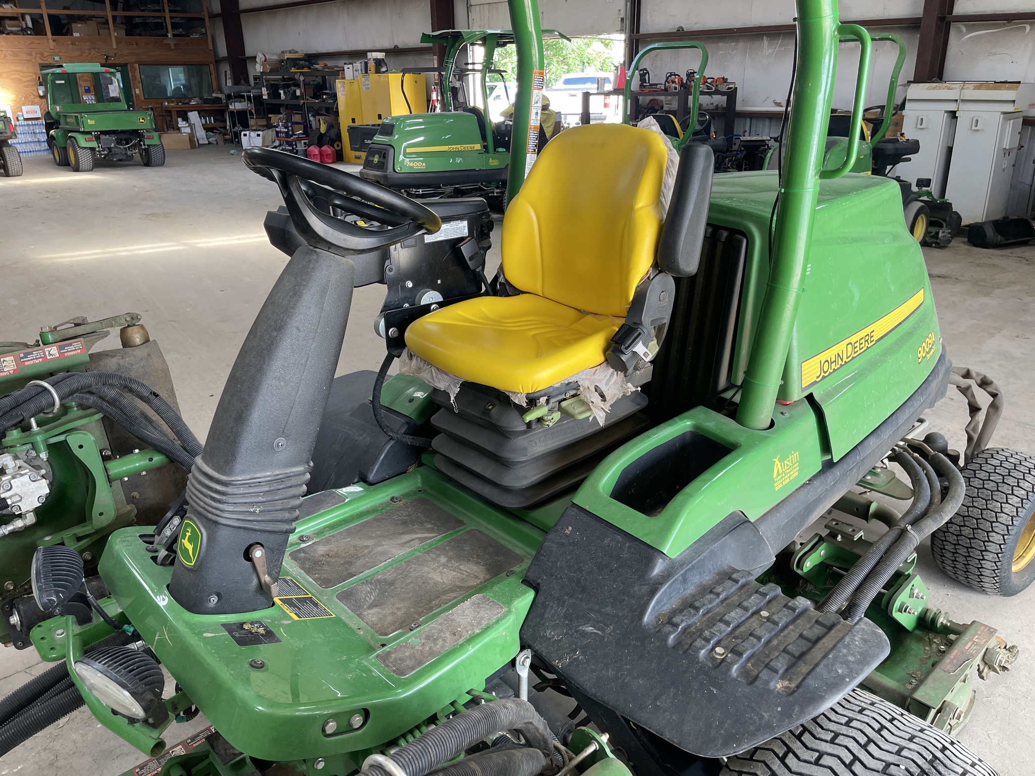2021 John Deere 9009A Image 11