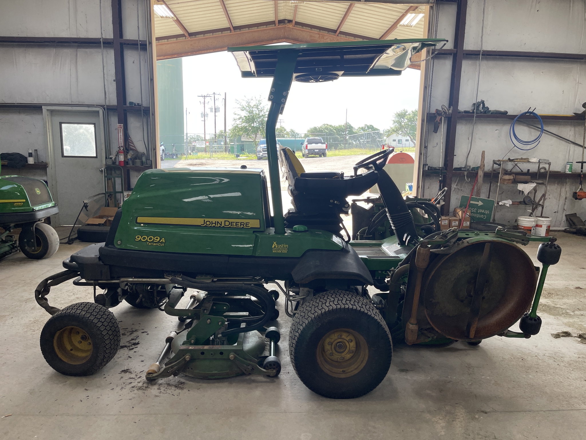 2021 John Deere 9009A Image 6