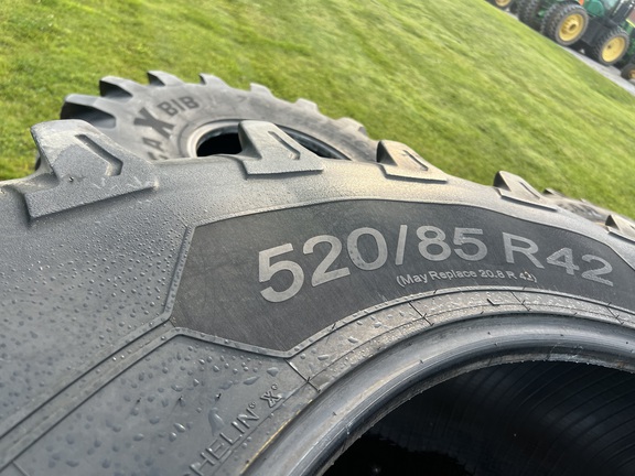 Photo of Michelin 520/85R42