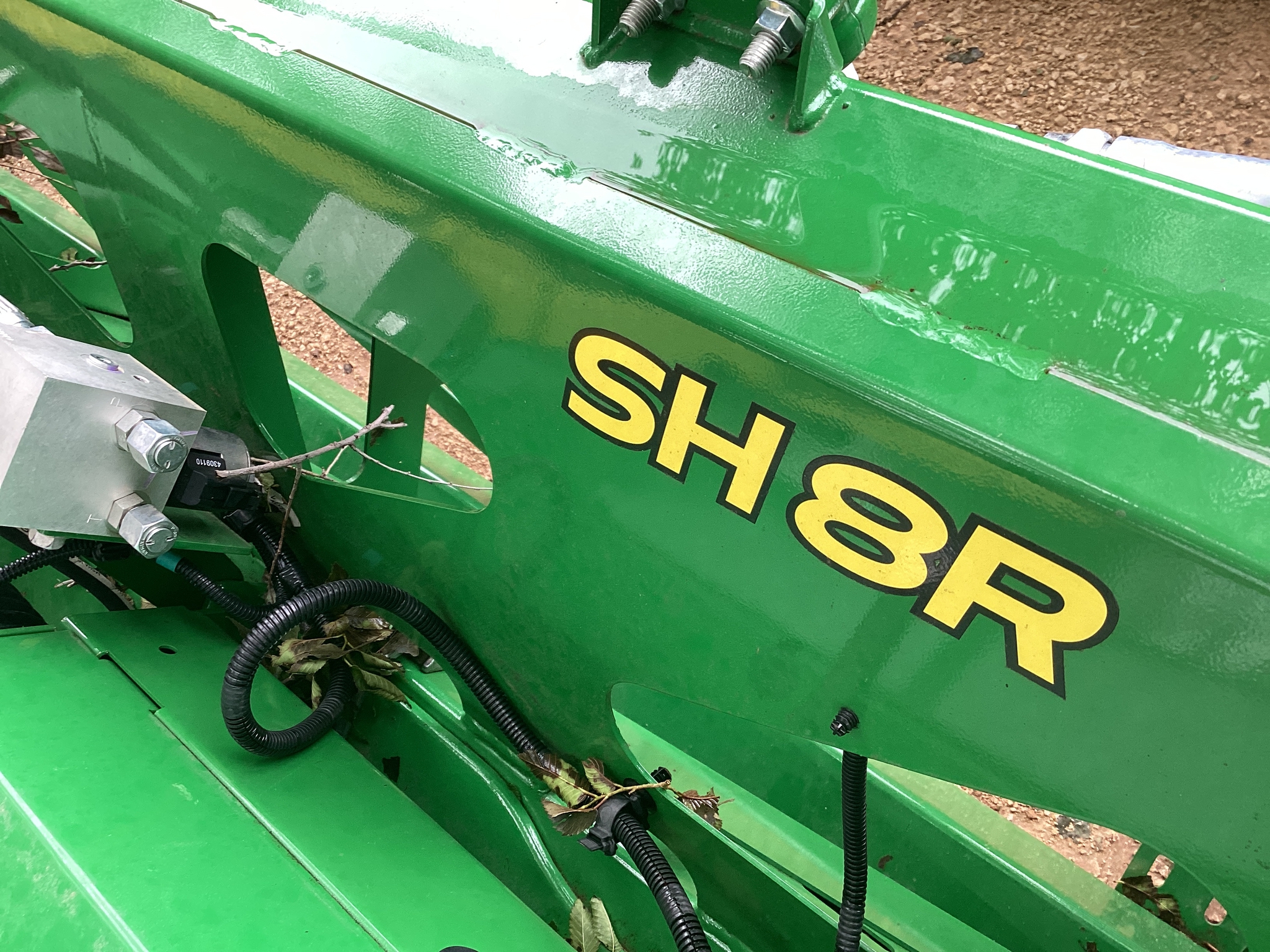2023 John Deere SH08R Image 6