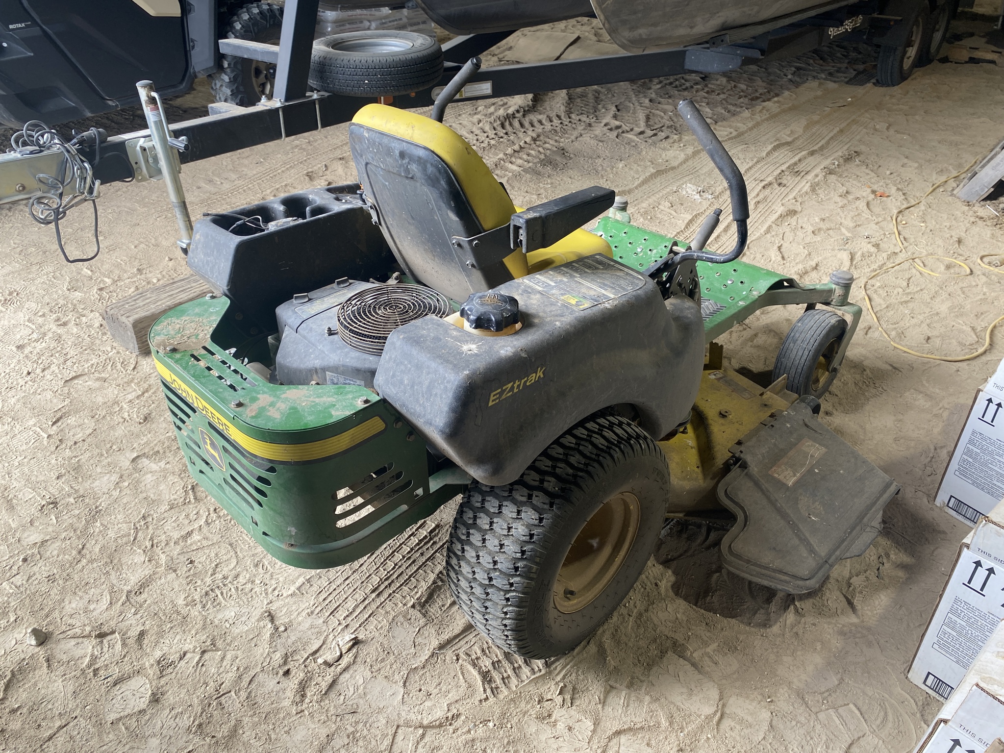 2008 John Deere Z445 Image 6