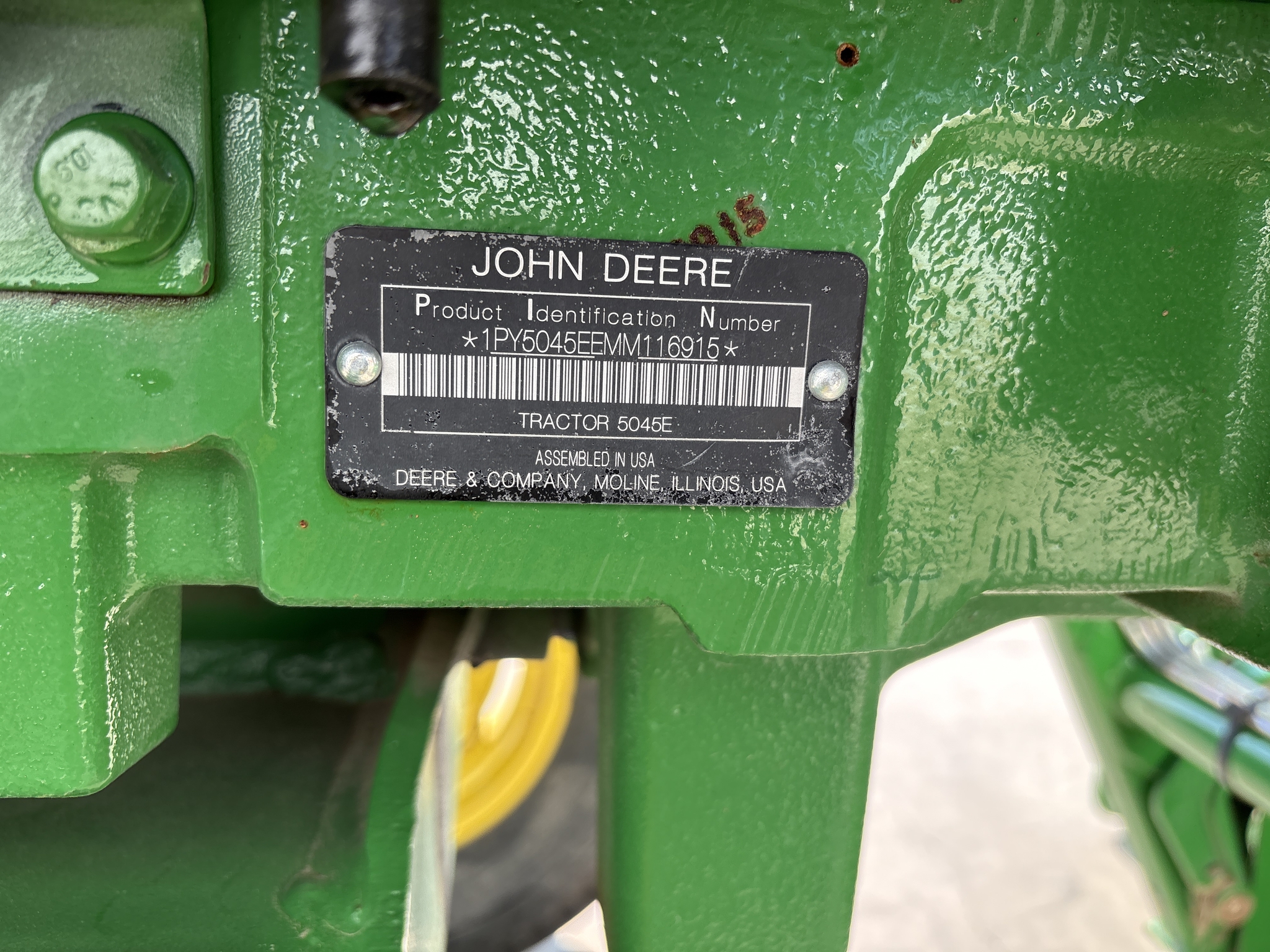 2021 John Deere 5045E Image 23