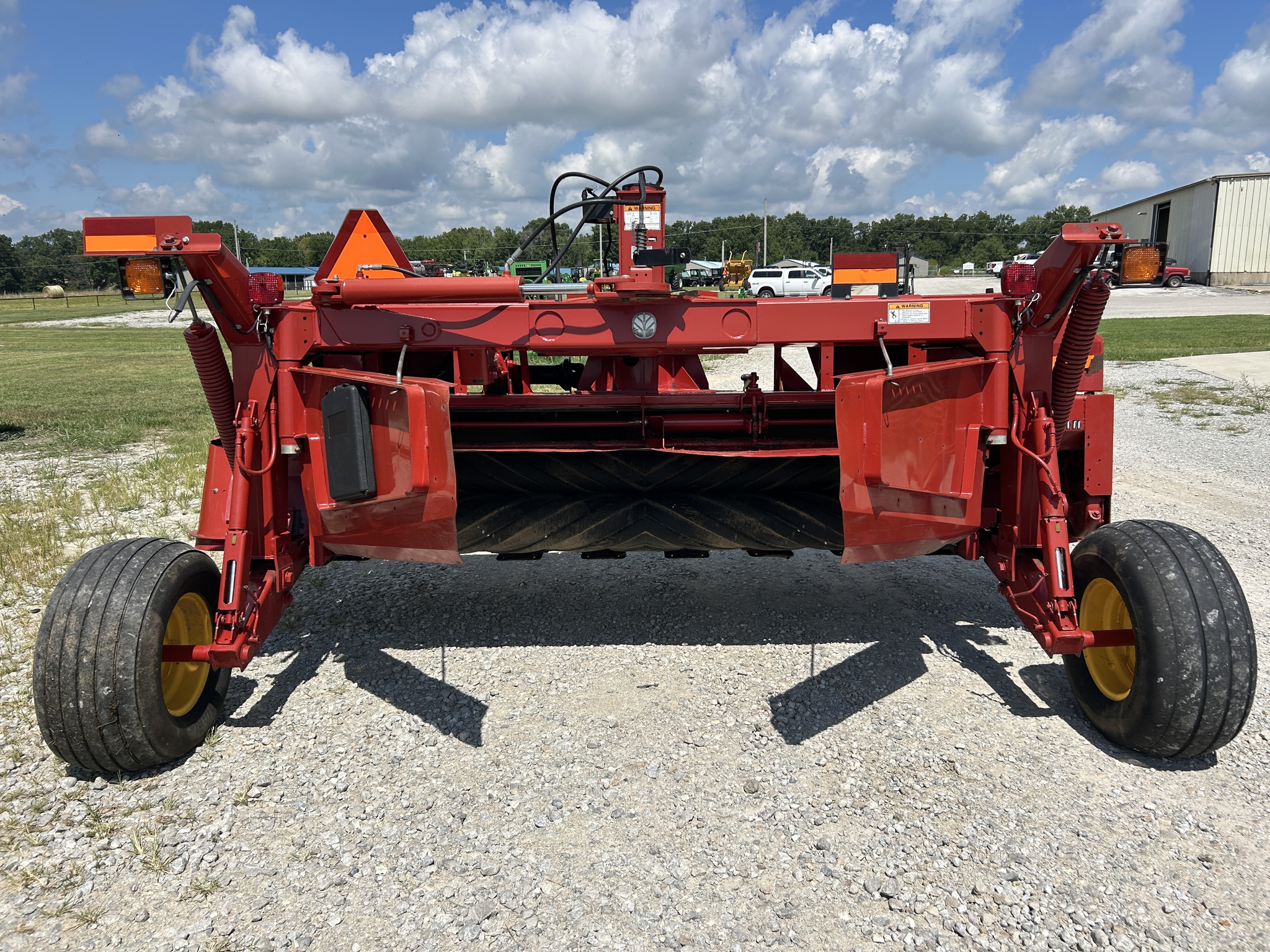  2010 New Holland H7450 at Heritage Tractor in Clinton, MO