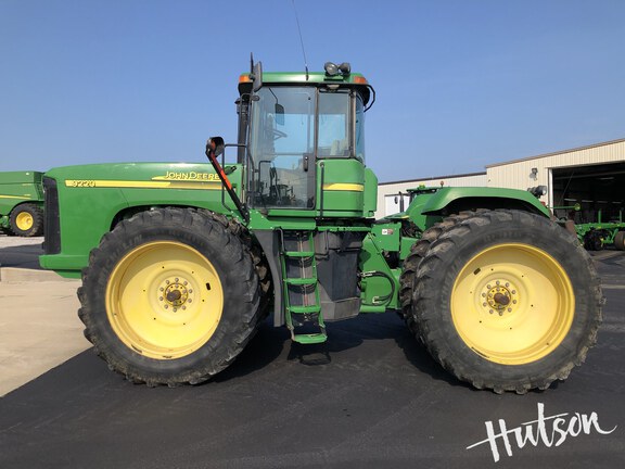 Photo of 2004 John Deere 9220