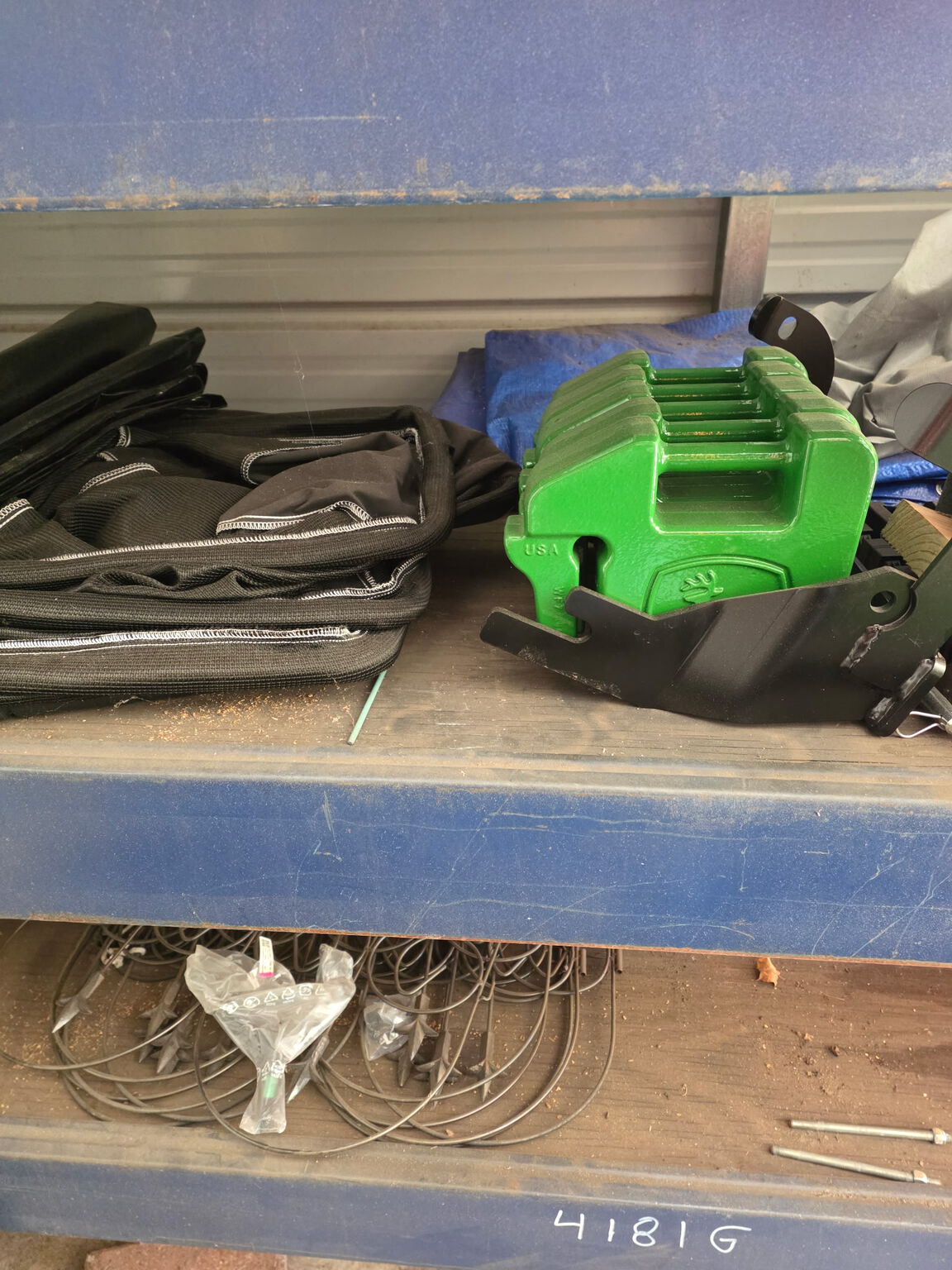 2022 John Deere X730 Image 4