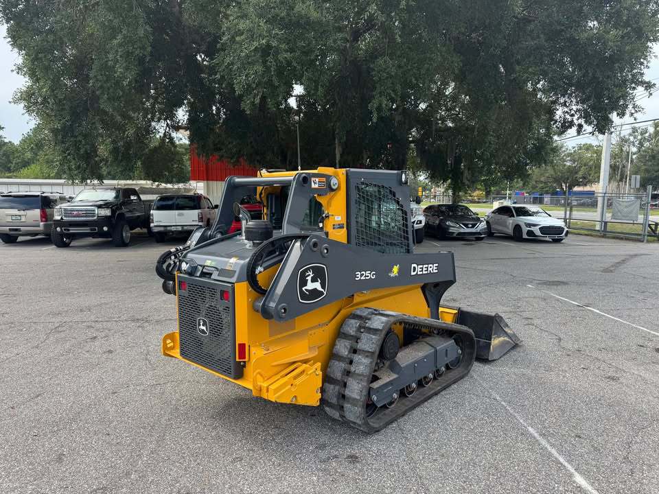 2025 John Deere 325G Image 2