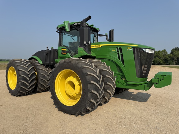  John Deere 9R 640