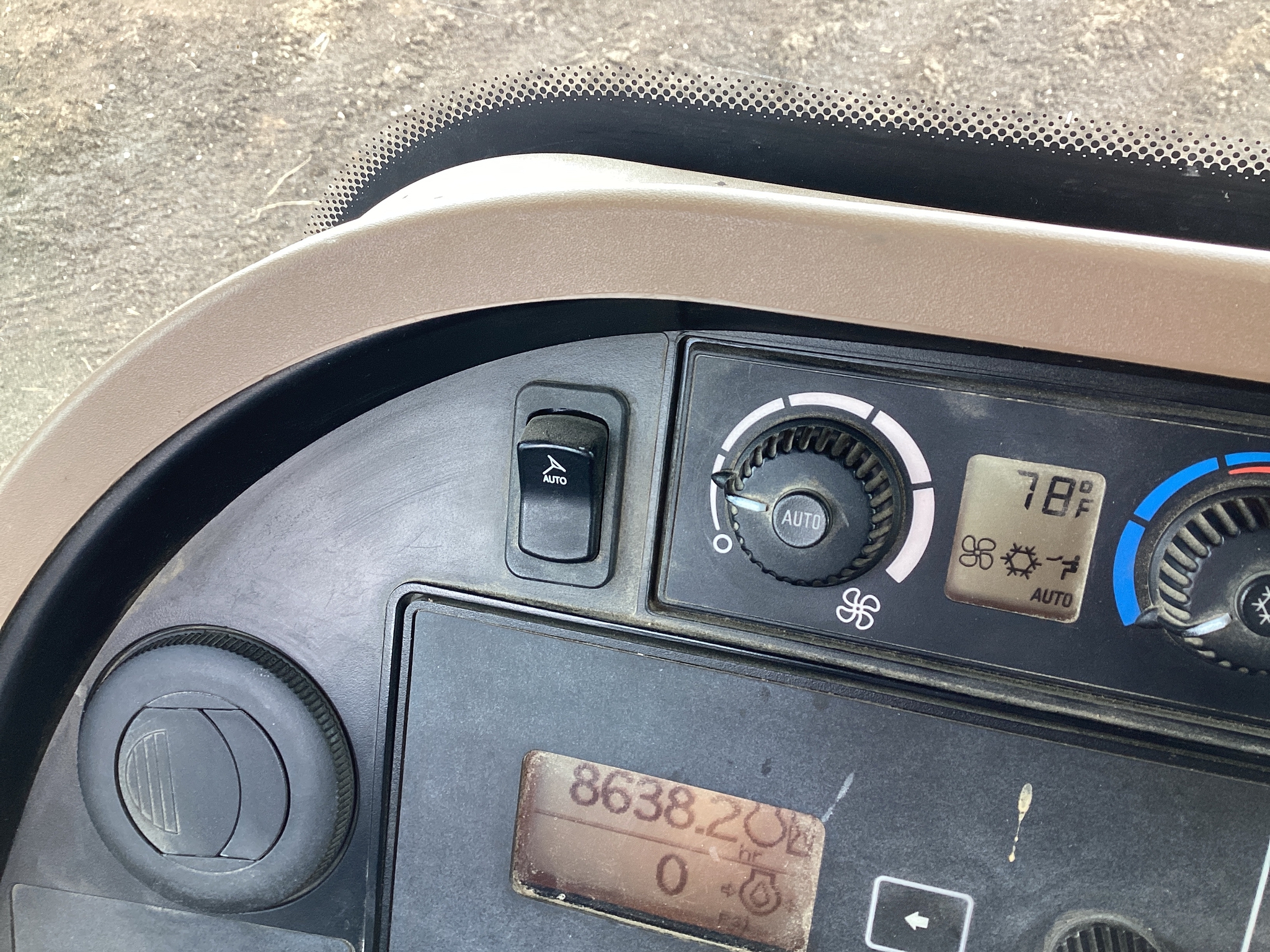 2010 John Deere 7730 Image 3