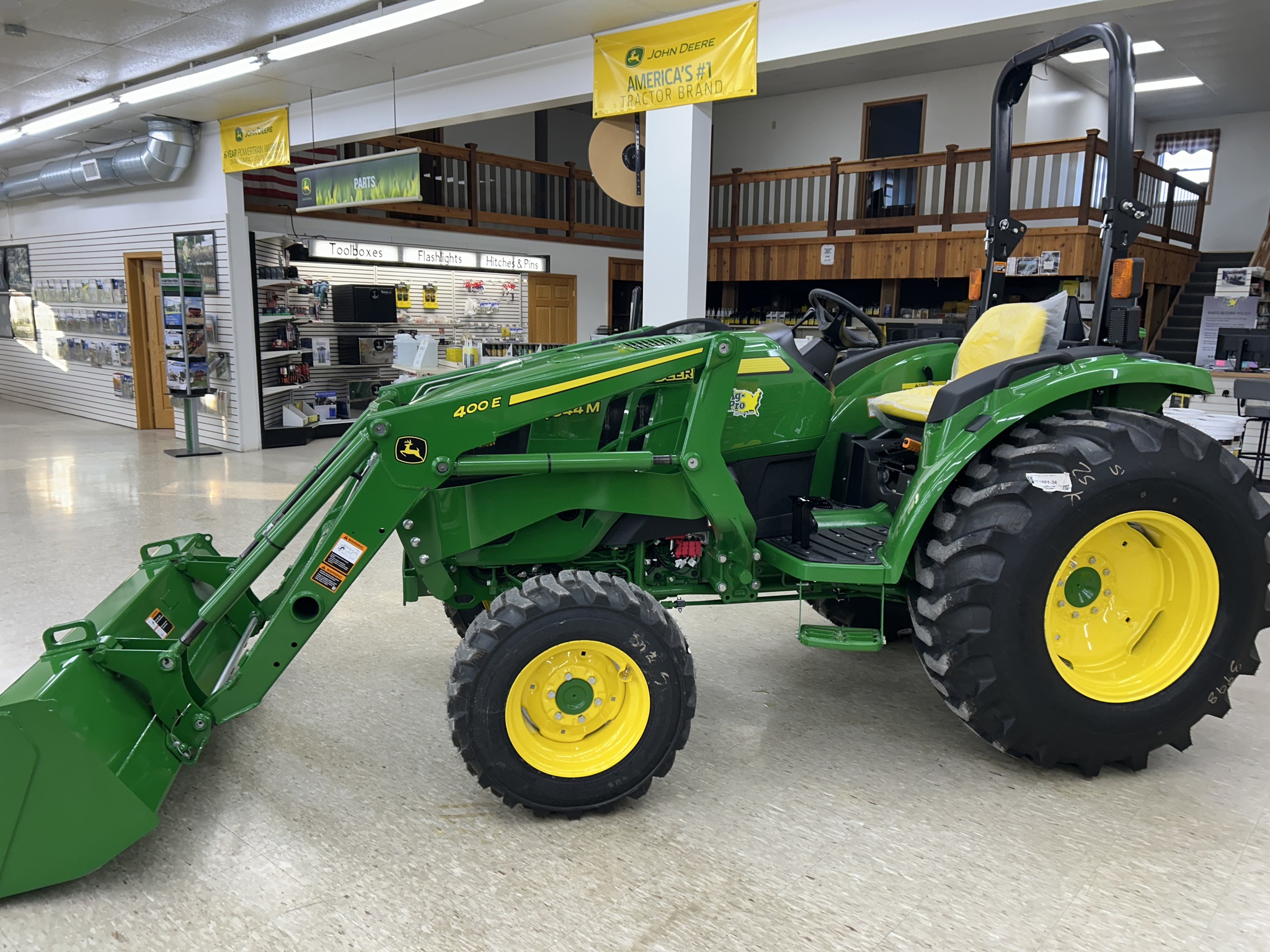 2025 John Deere 4044M Image 2