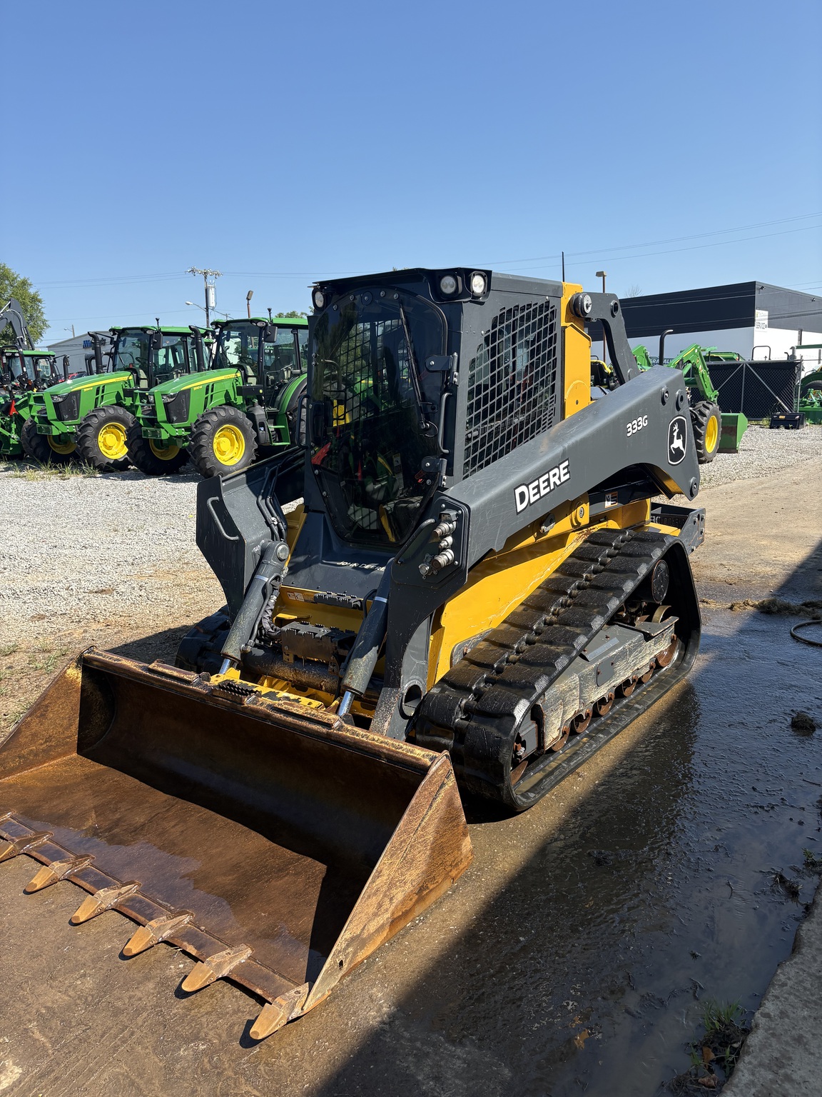 2023 John Deere 333G