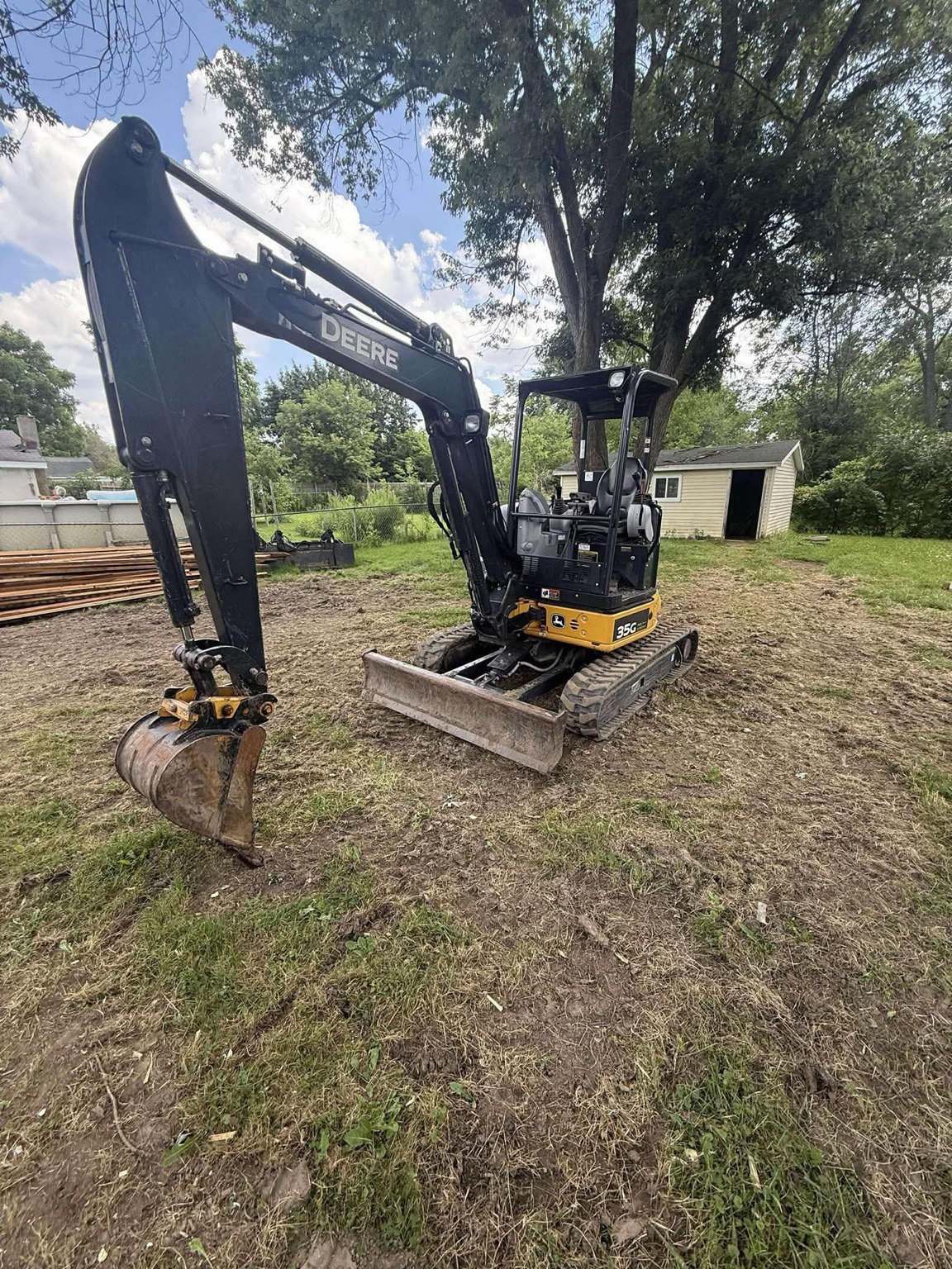 2019 John Deere 35G Image 2
