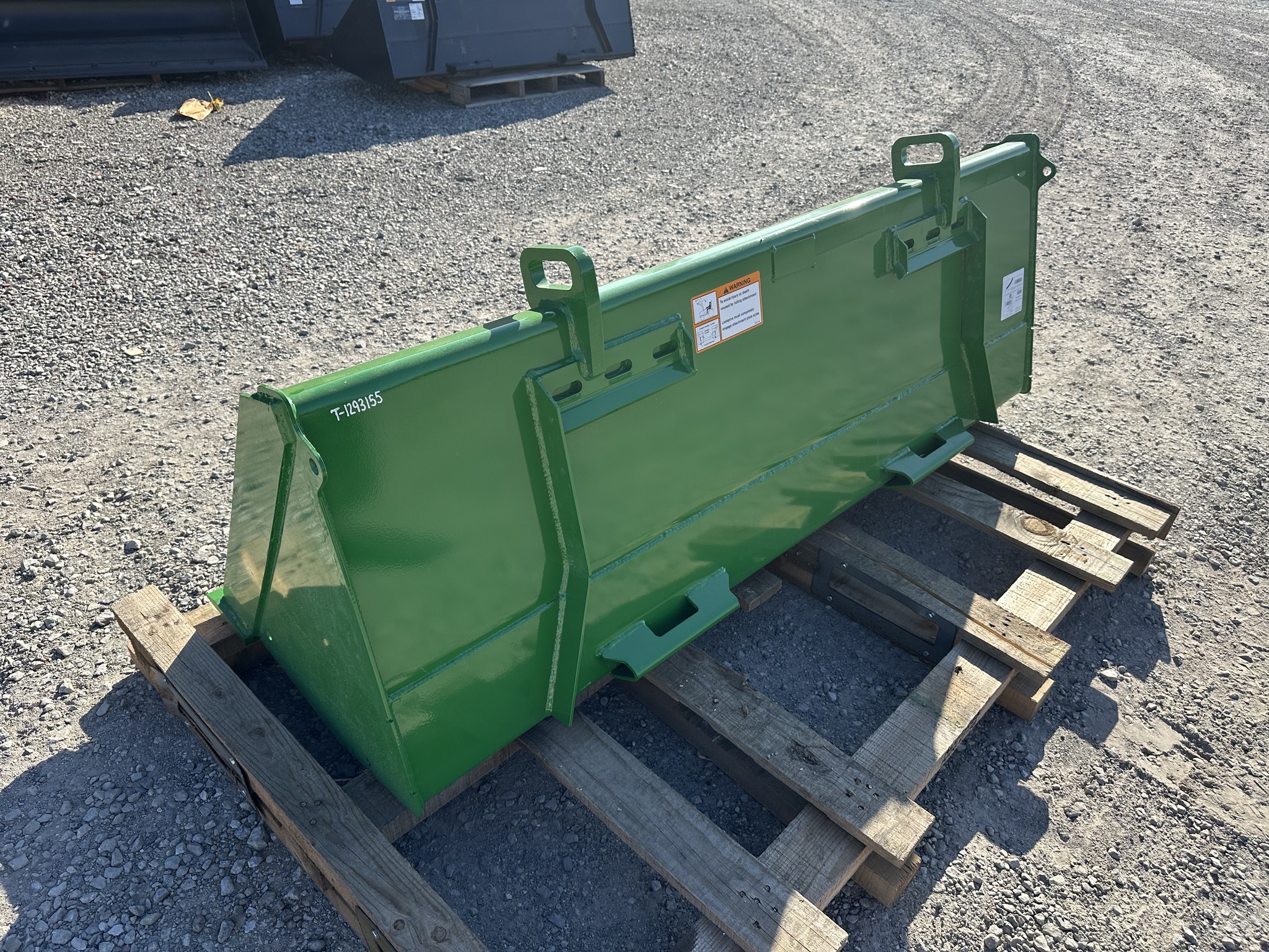 2025 John Deere BXX10379 73” HD SSL Bucket w/Bucket Loops Image 1