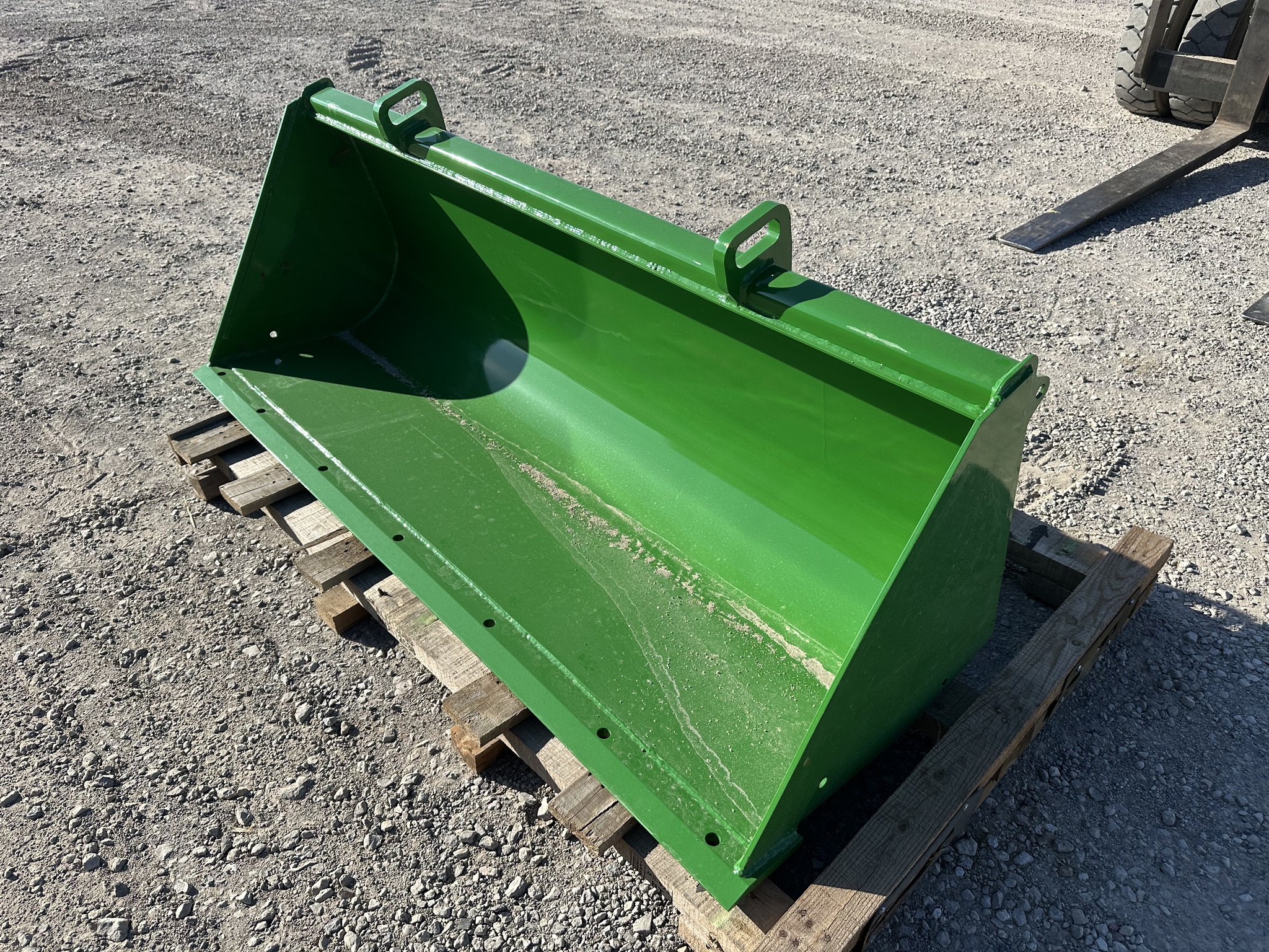 2025 John Deere BXX10379 73” HD SSL Bucket w/Bucket Loops Image 6