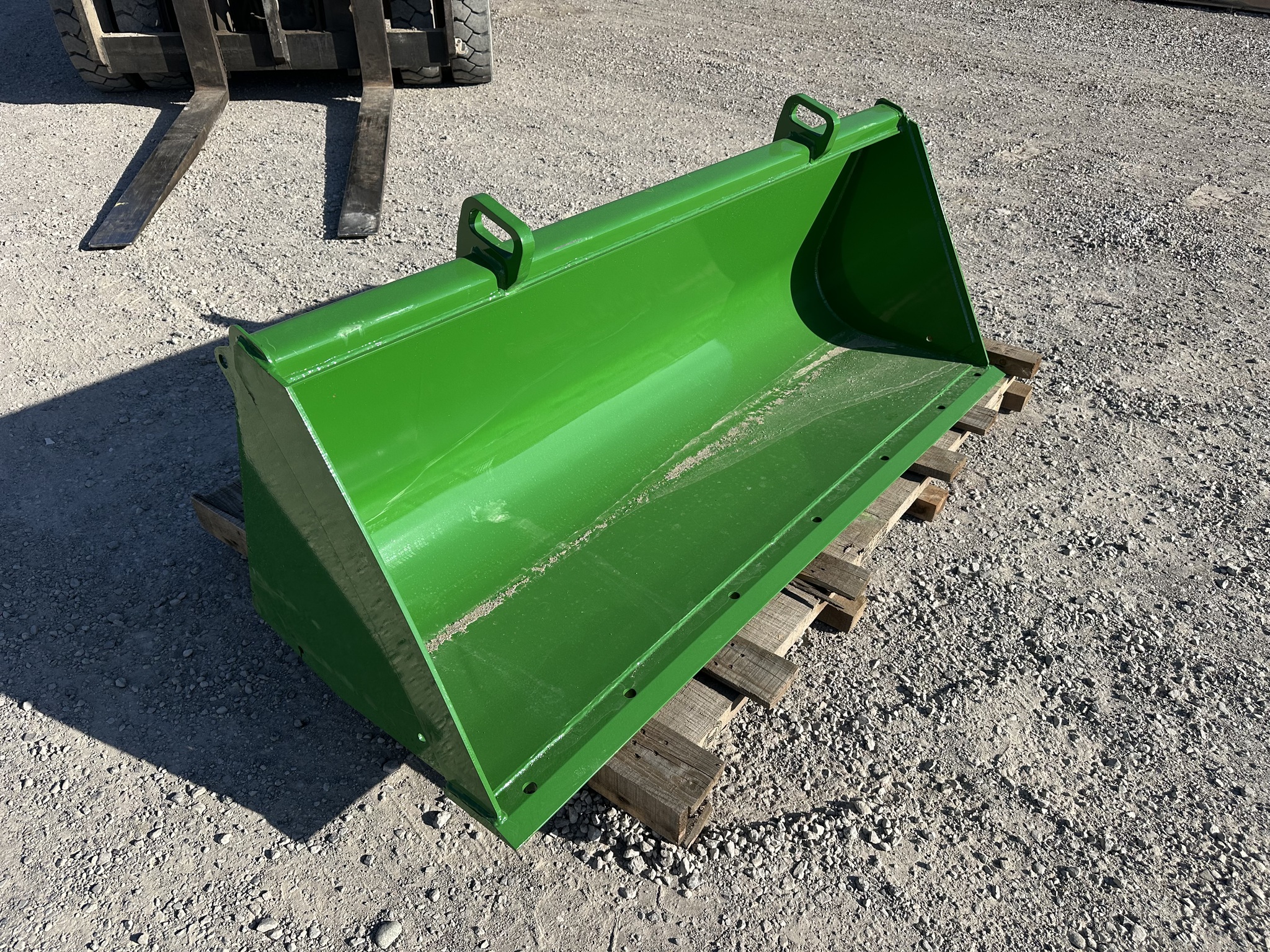 2025 John Deere BXX10379 73” HD SSL Bucket w/Bucket Loops Image 4