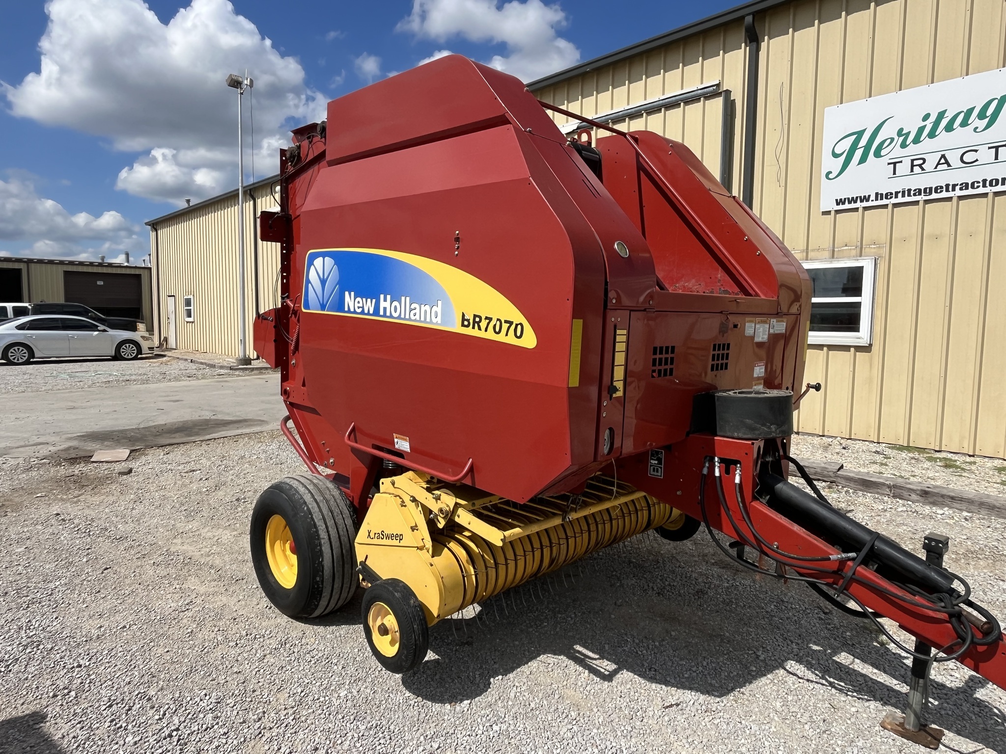  2010 New Holland BR7070 at Heritage Tractor in Nevada, MO