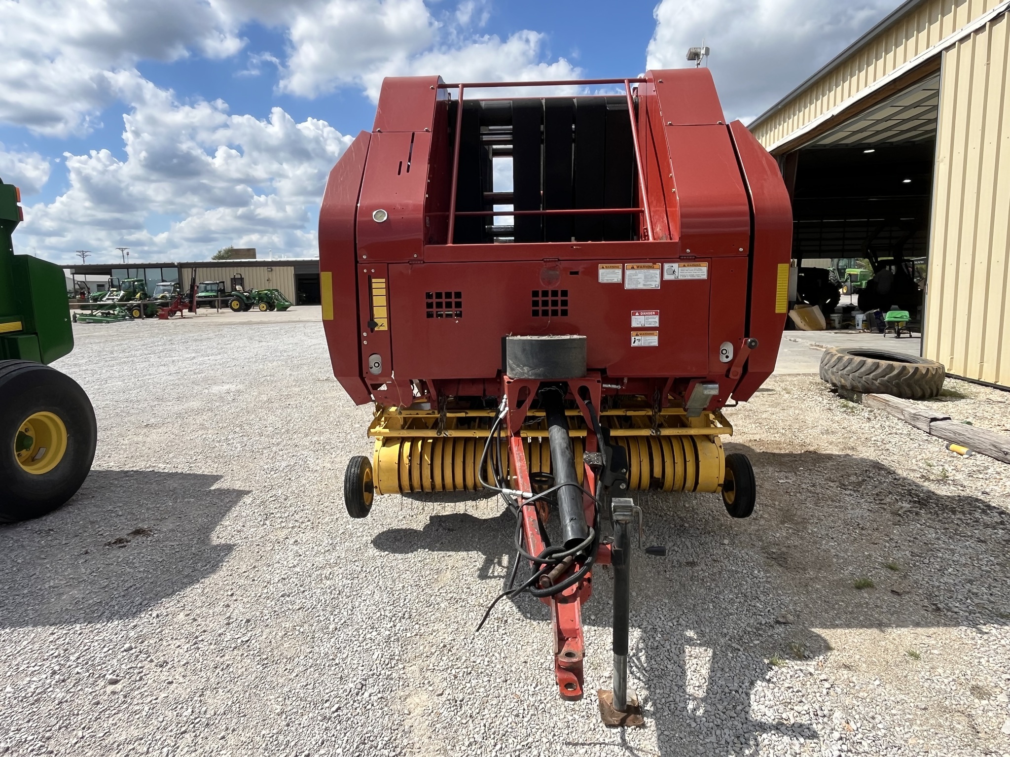  2010 New Holland BR7070 at Heritage Tractor in Nevada, MO