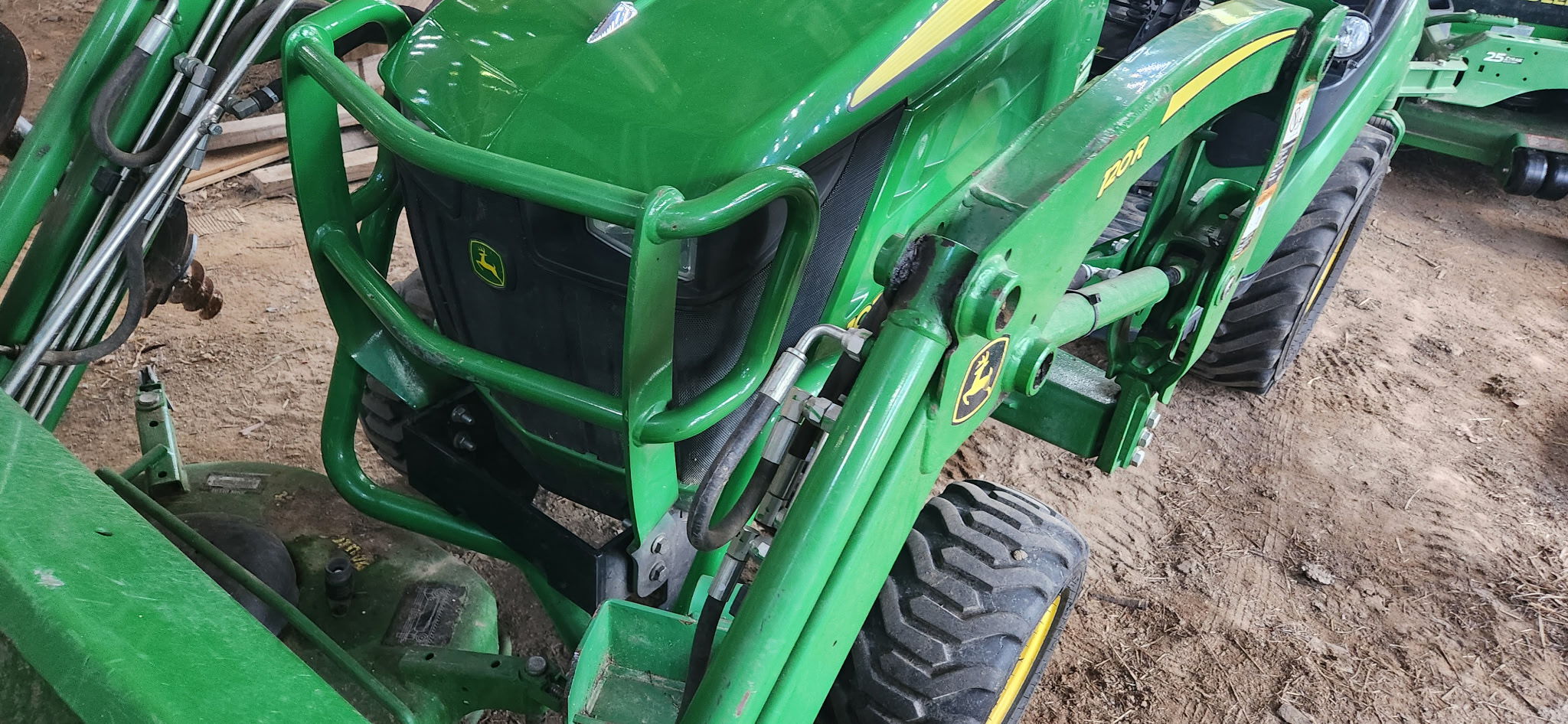 2018 John Deere 1025R Image 7