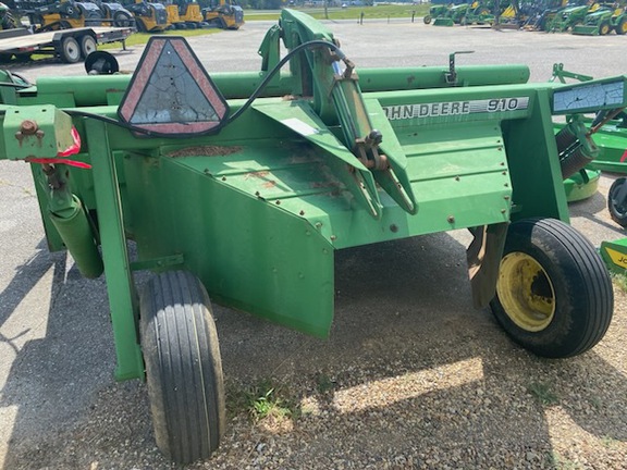 1995 John Deere 910