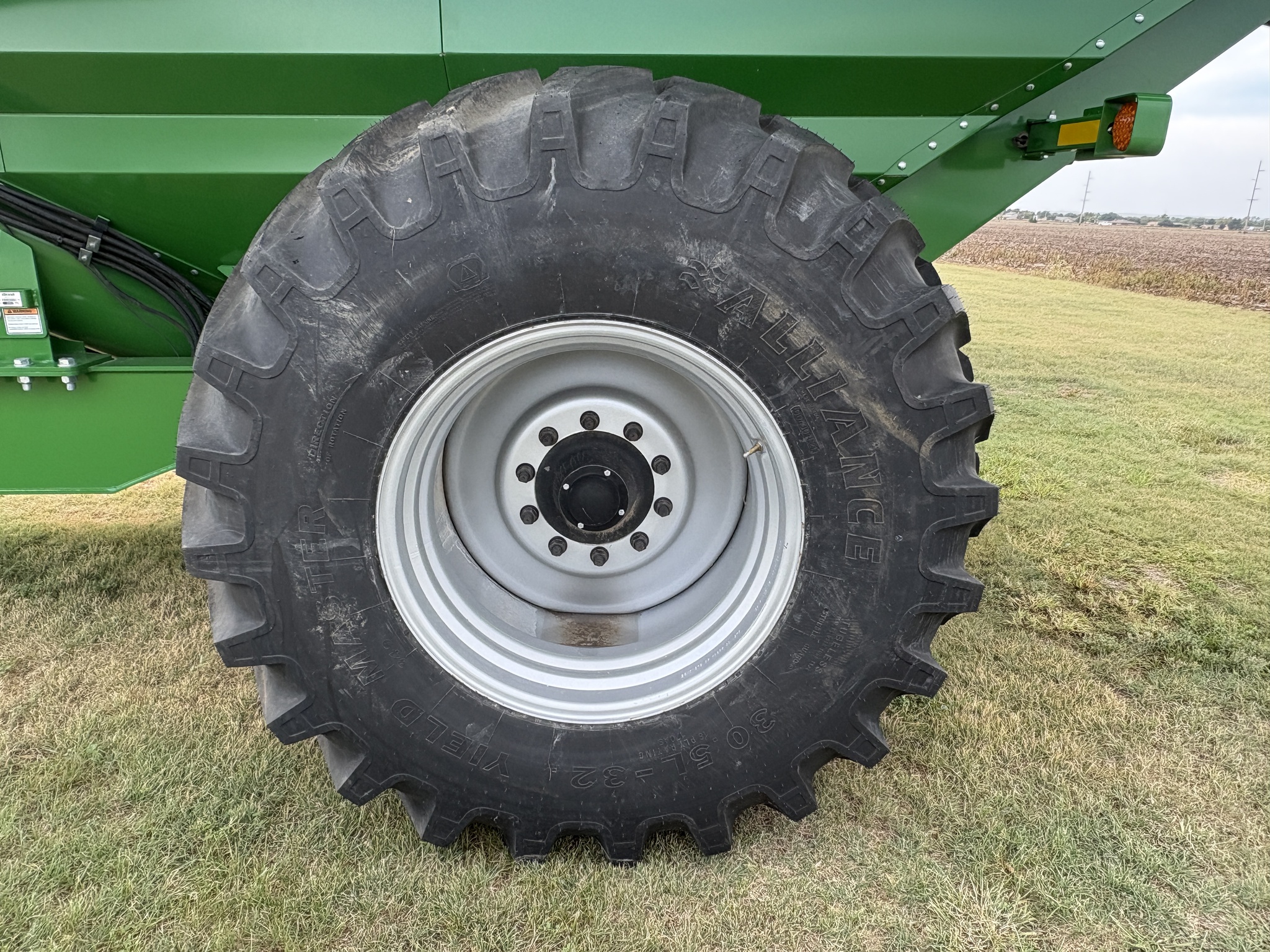 2022 Brandt 820XT Image 10