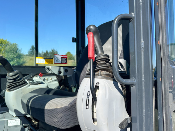 2023 John-Deere 60 P