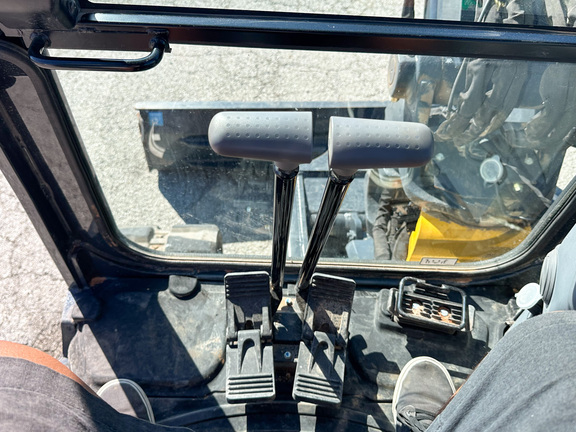 2023 John-Deere 60 P