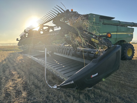 Used 2018 MacDon FD75-35 Combine Platforms at Horizon Ag & Turf in Mayerthorpe, AB - Photo5