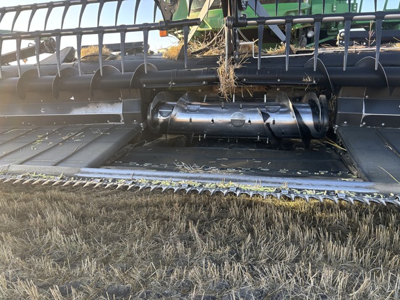 Used 2018 MacDon FD75-35 Combine Platforms at Horizon Ag & Turf in Mayerthorpe, AB - Photo6