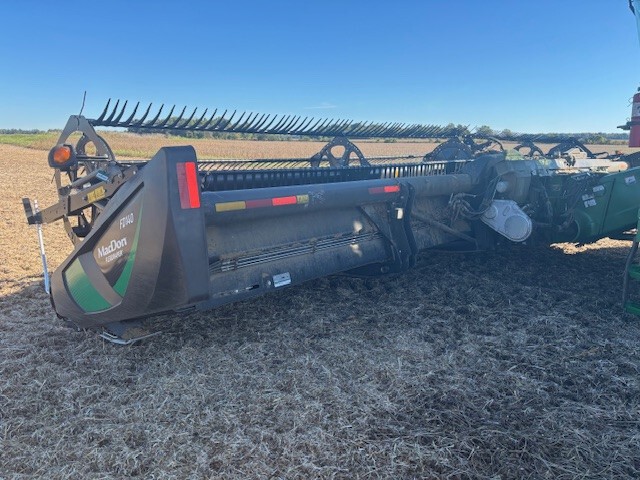 2020 MacDon FD140 Image 1