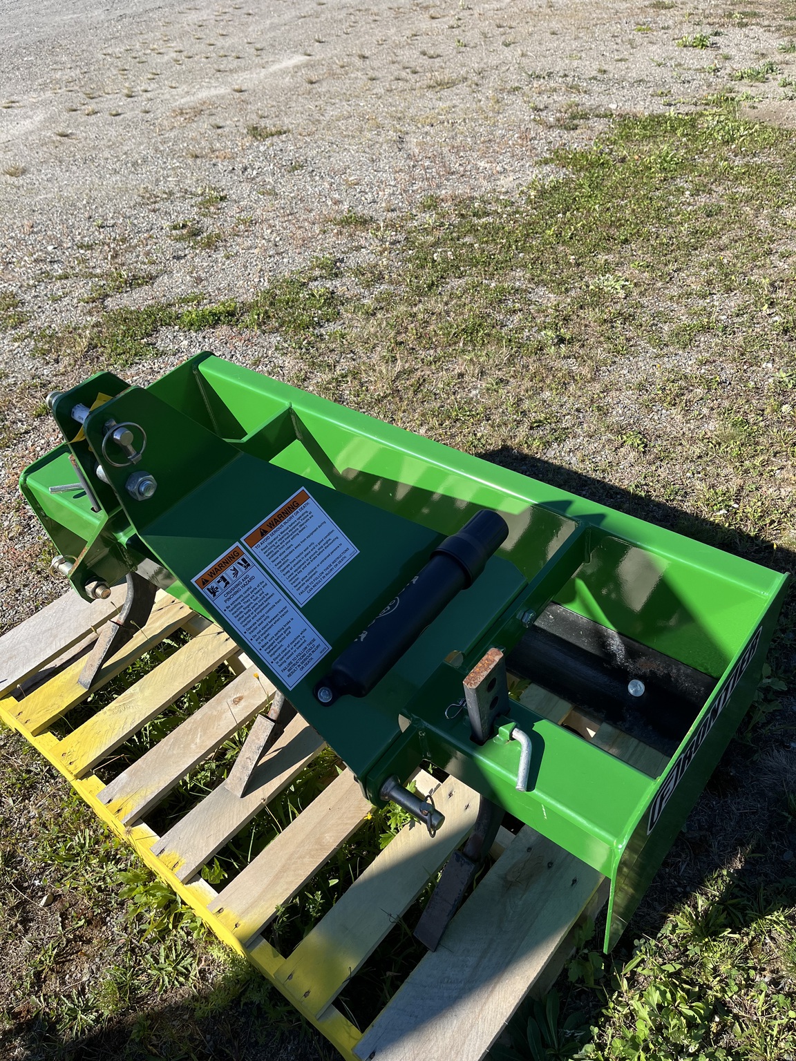 2016 Frontier BB2048L Image 3