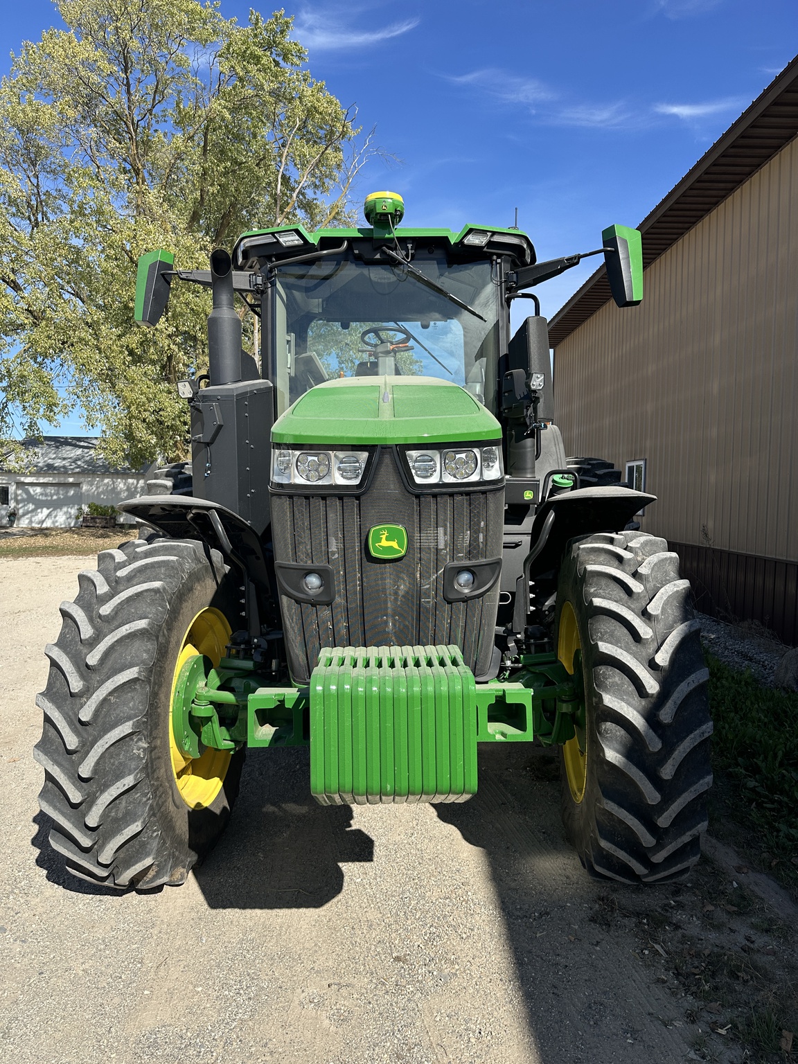 2023 John Deere 7R 250 Image 2