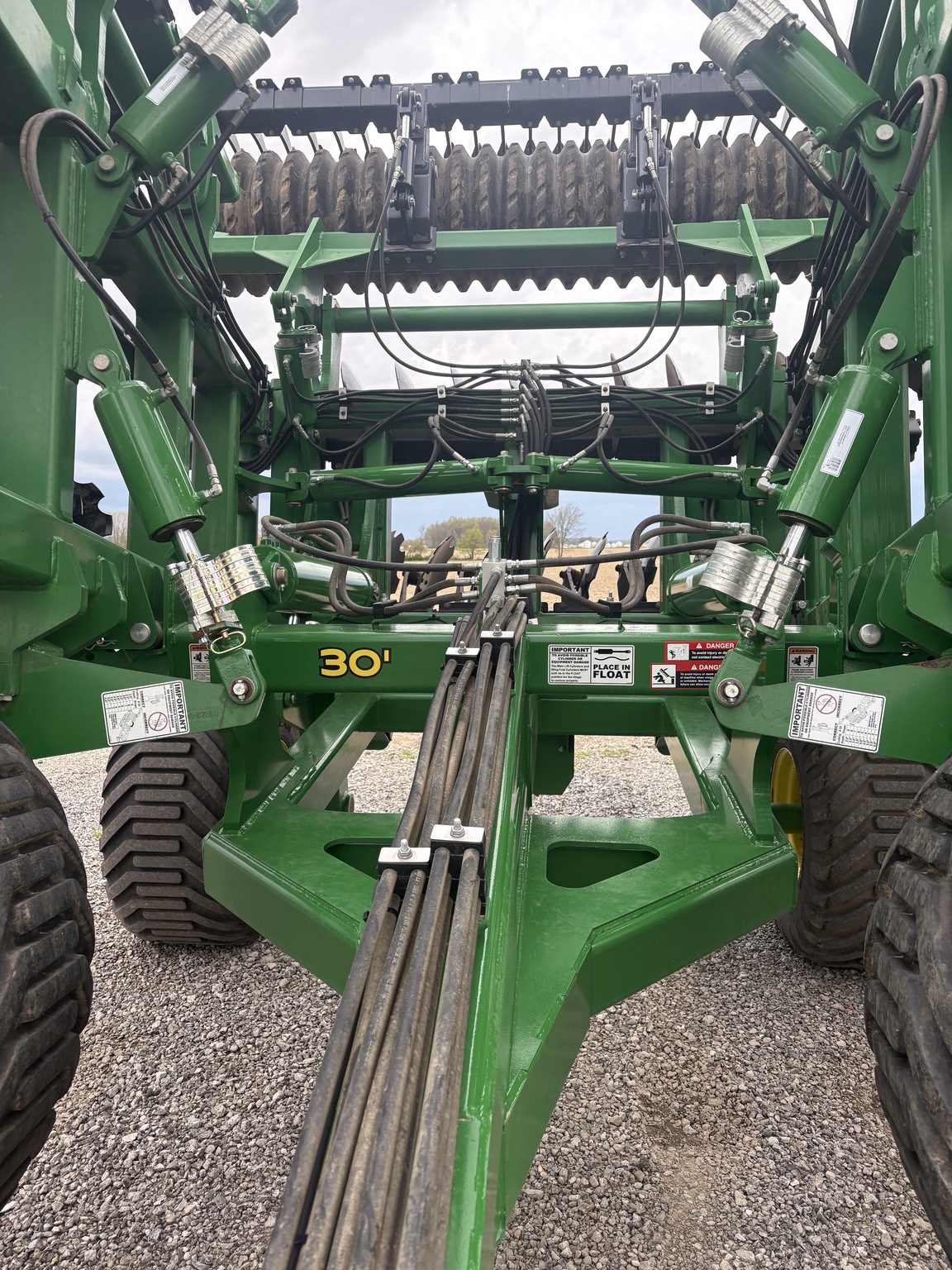 2021 John Deere 2680H Image 9