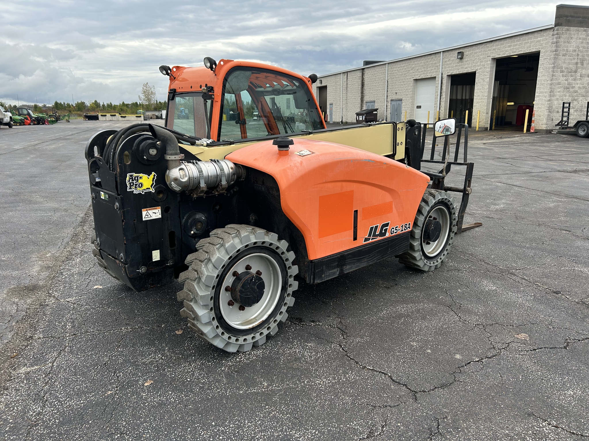 2018 JLG G5-18A Image 3