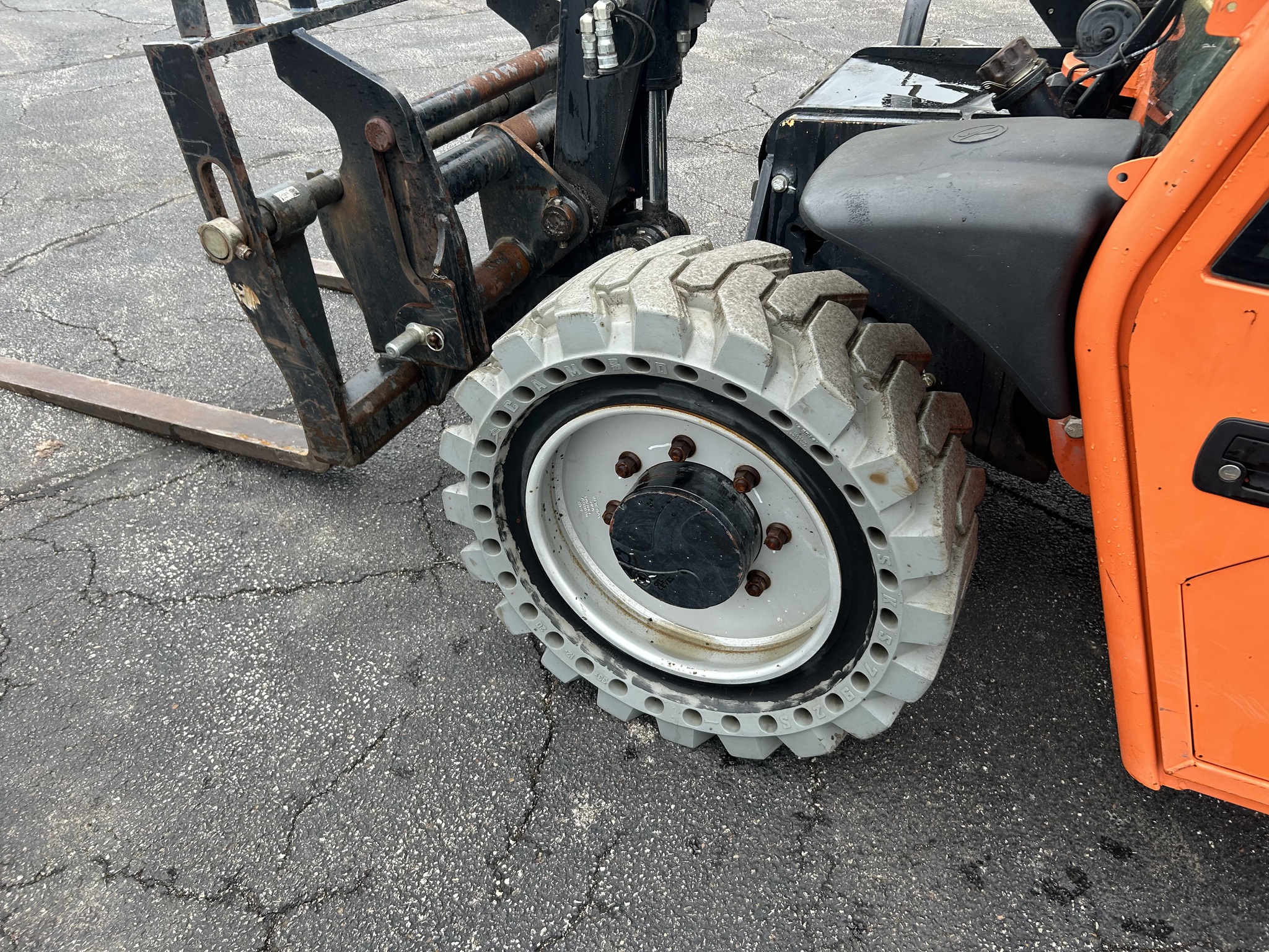 2018 JLG G5-18A Image 9
