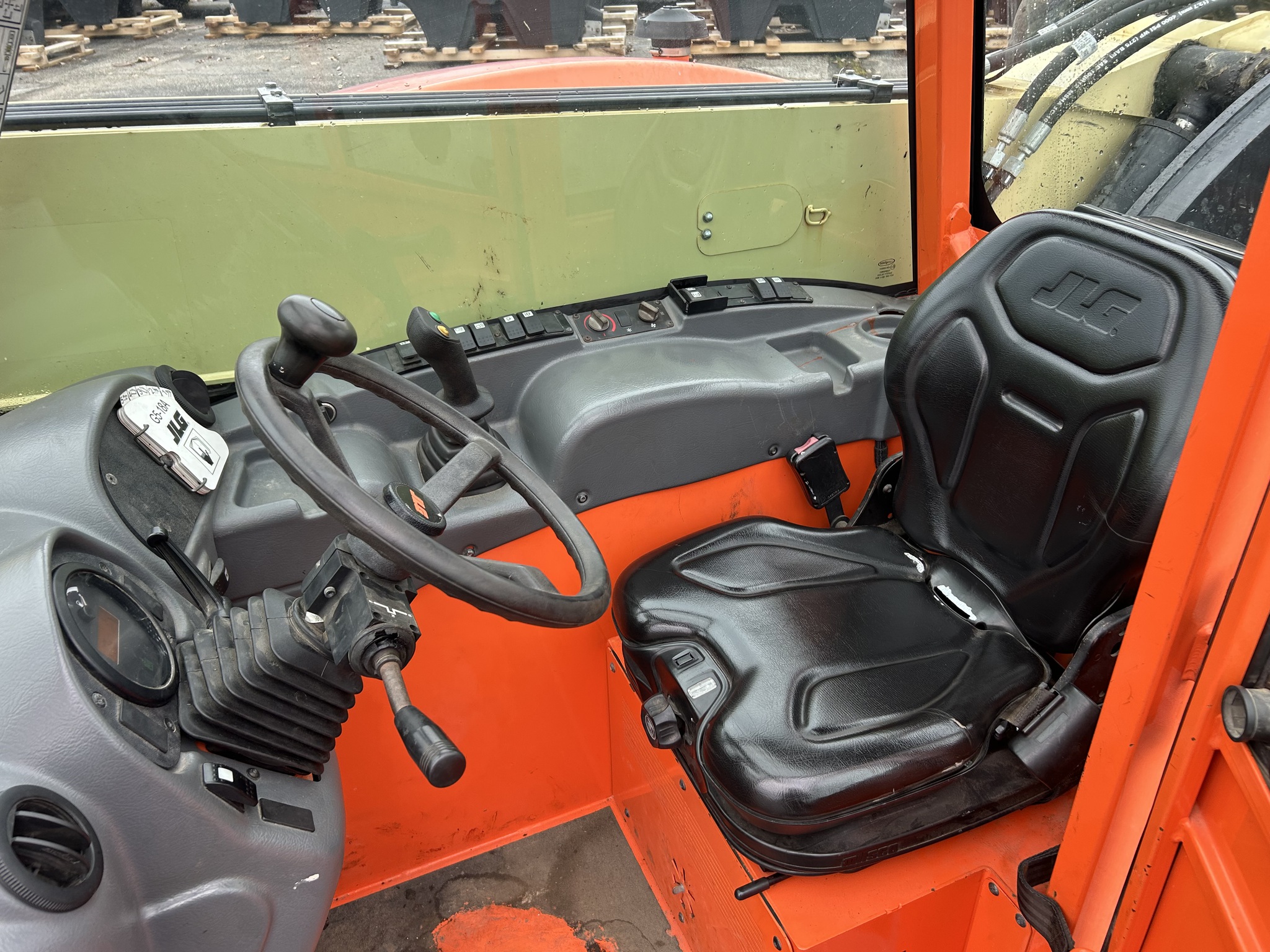 2018 JLG G5-18A Image 12