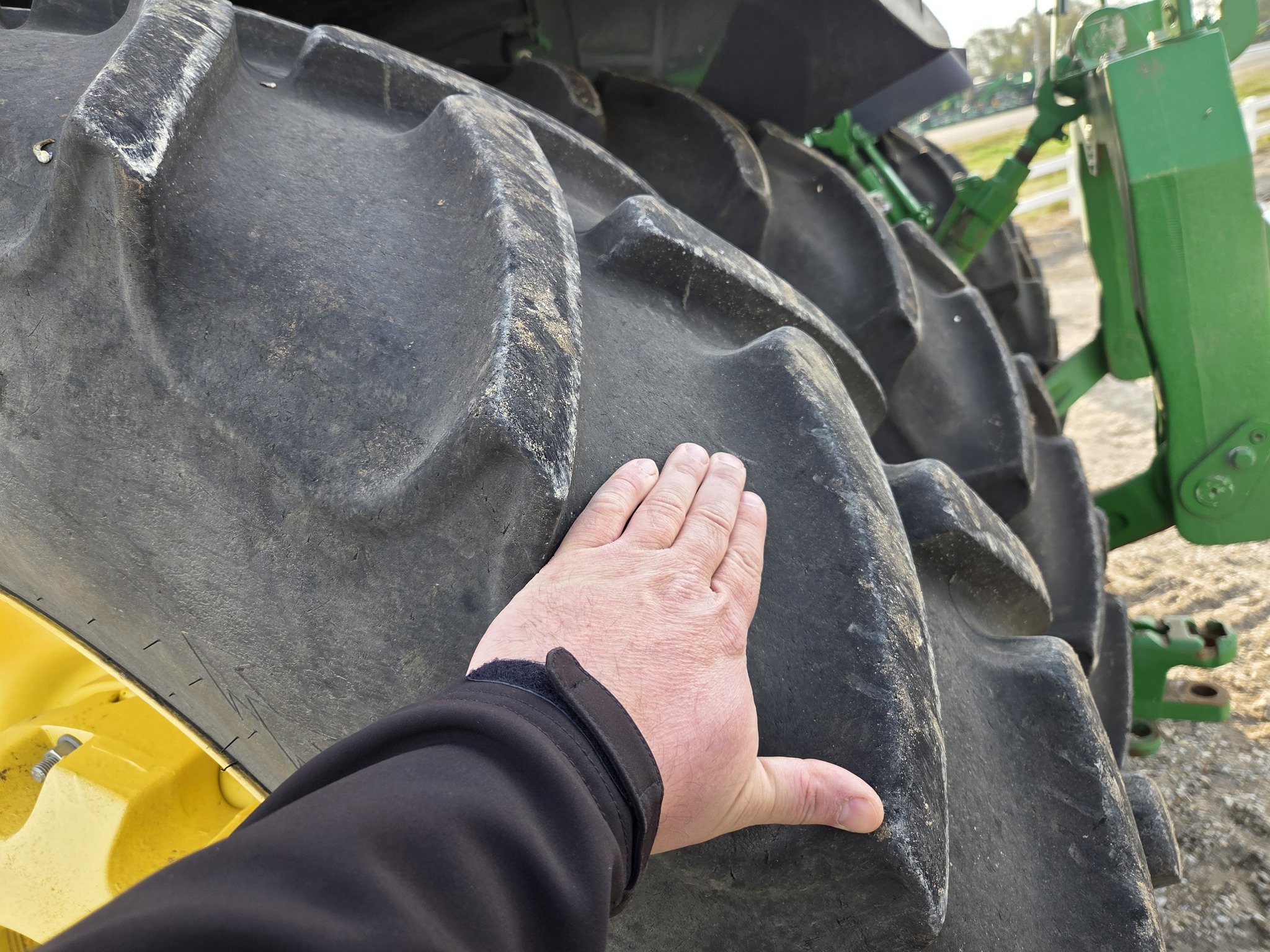 2022 John Deere 8R 410 Image 33