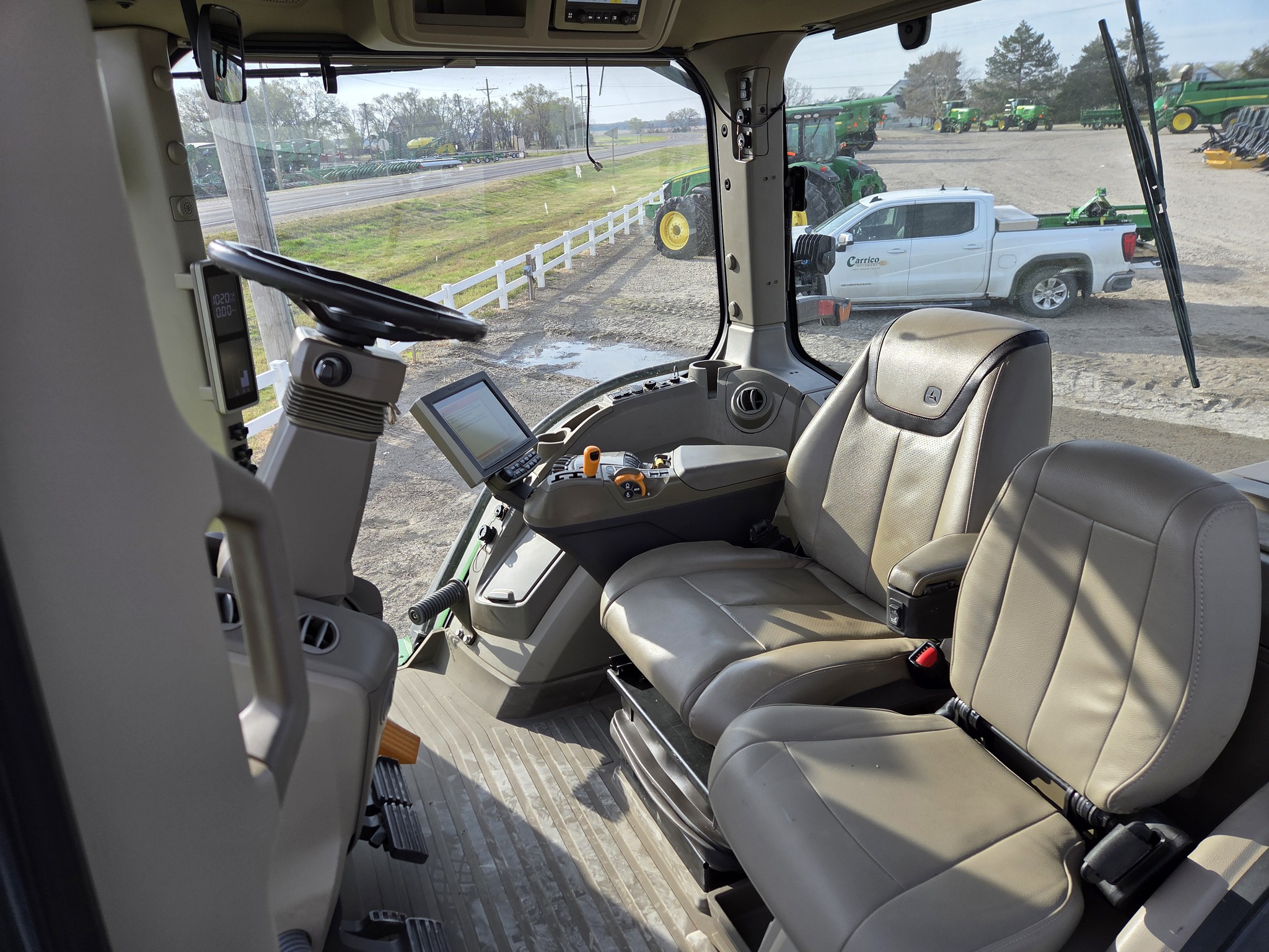 2022 John Deere 8R 410 Image 17