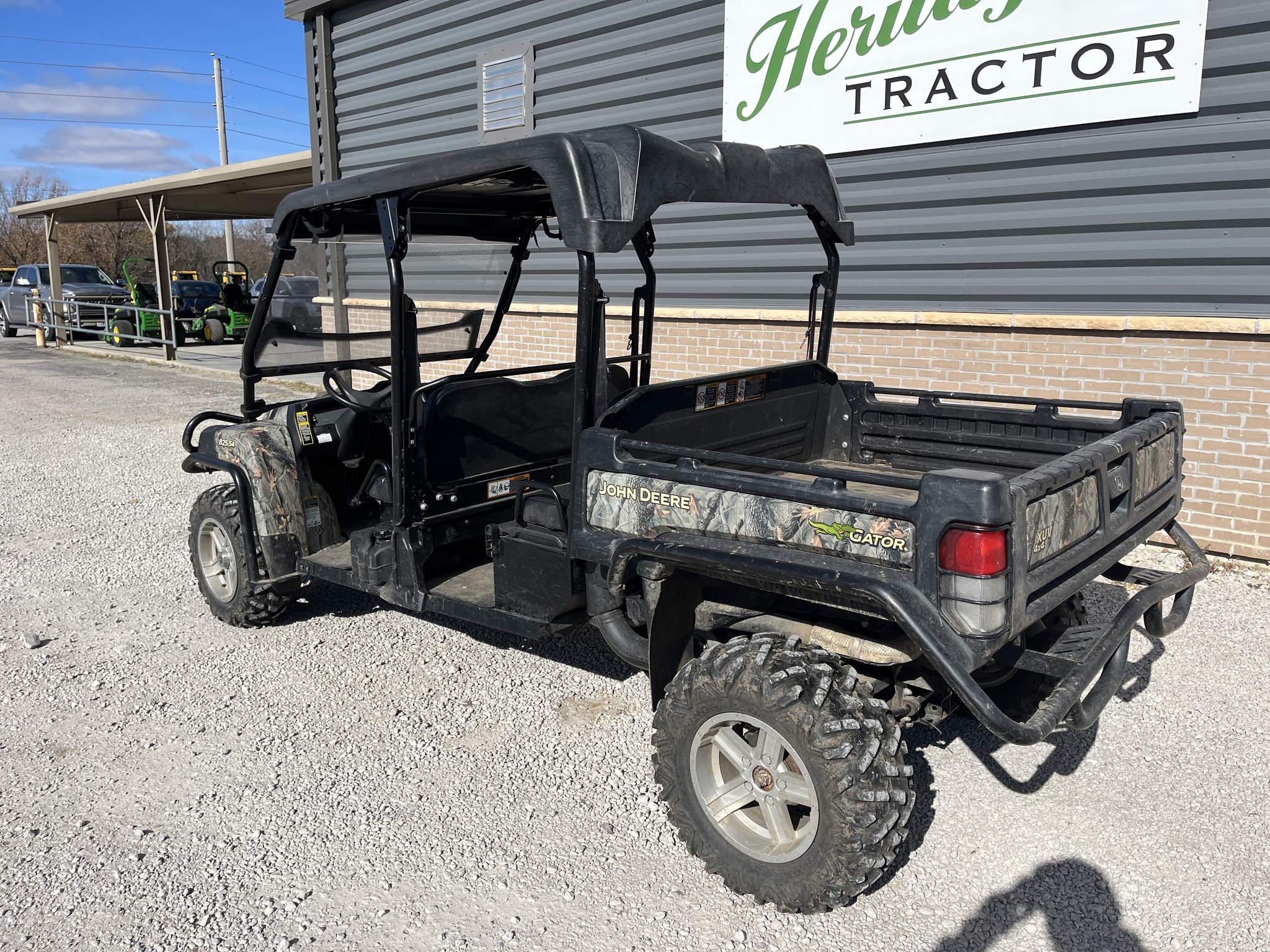  2013 John Deere XUV 825I S4 at Heritage Tractor in Smithville, MO