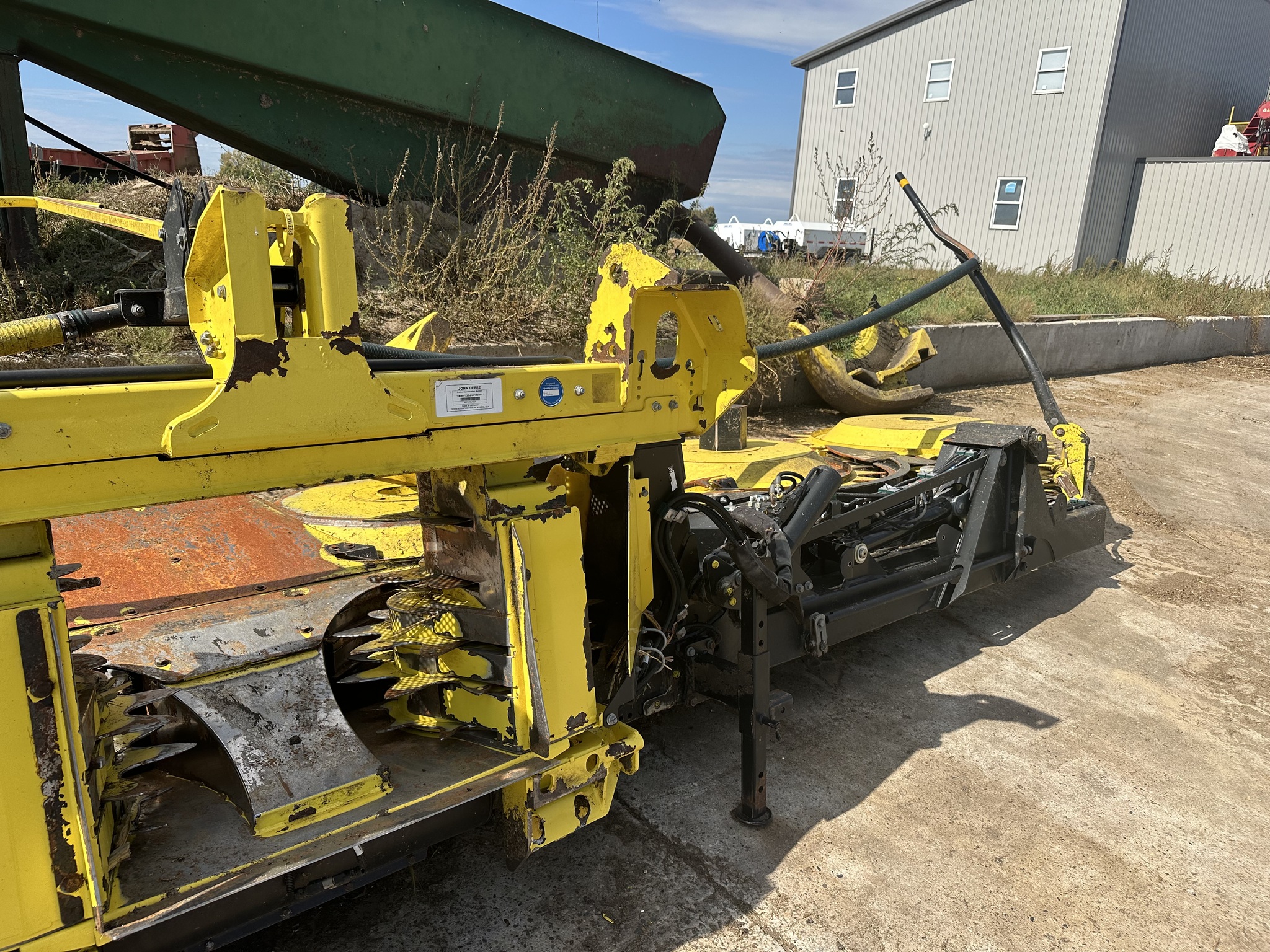 2022 John Deere 772 Image 11