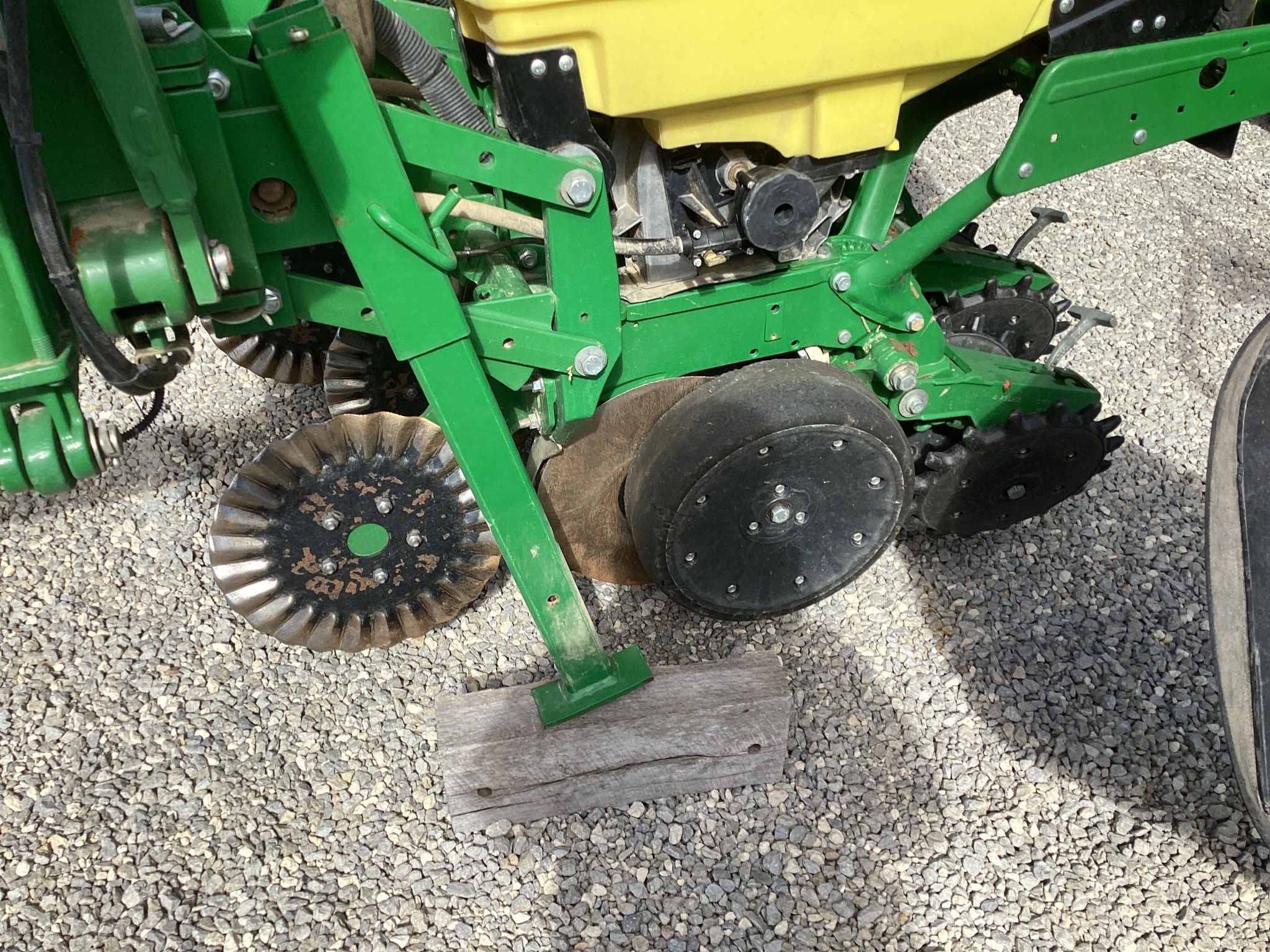 2014 John Deere 1785 Image 9