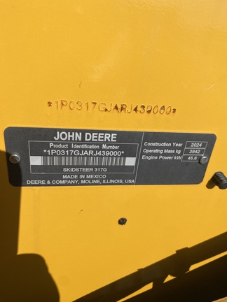 2024 John Deere 317G Photo 12