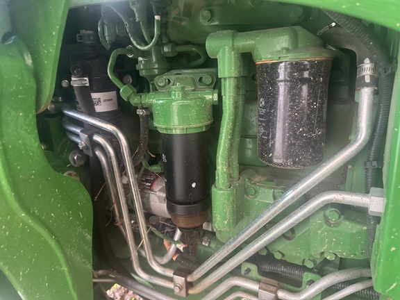 Photo of 2020 John Deere 6105E